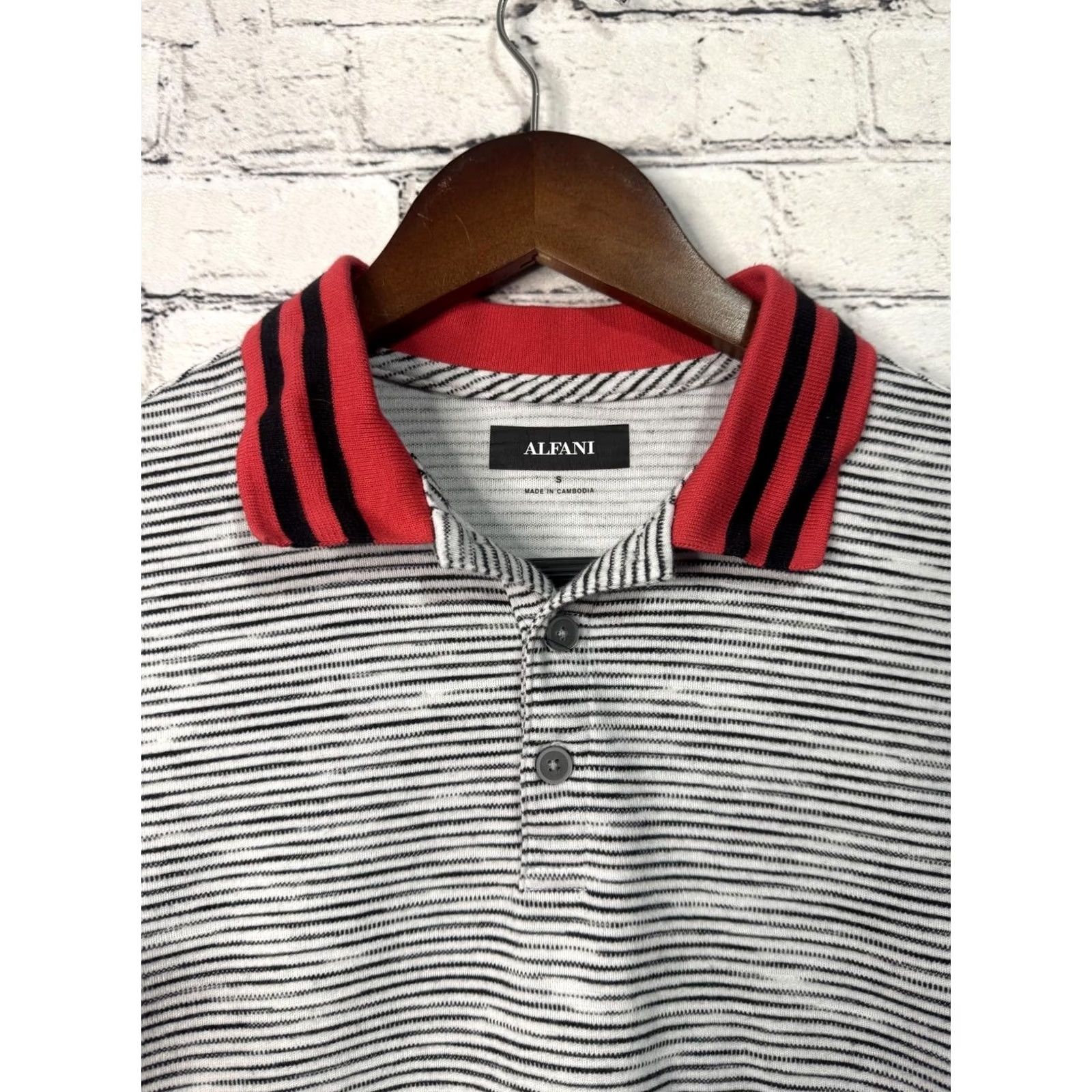 Alfani Alfani Men's Polo Shirt S White Striped Button-Down Collar Red Black Accent Short Sleeve Button-Up Regular Cotton Mens Size US S / EU 44-46 / 1 - 2 Thumbnail
