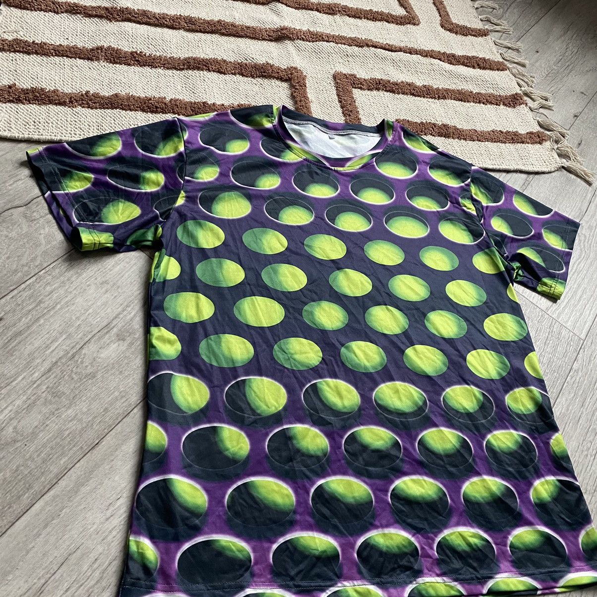 LSDworldpeace AMAZING VISUAL FLAWS GREEN AND PURPLE LSD STYLE T SHIRT Size US L / EU 52-54 / 3 - 2 Thumbnail