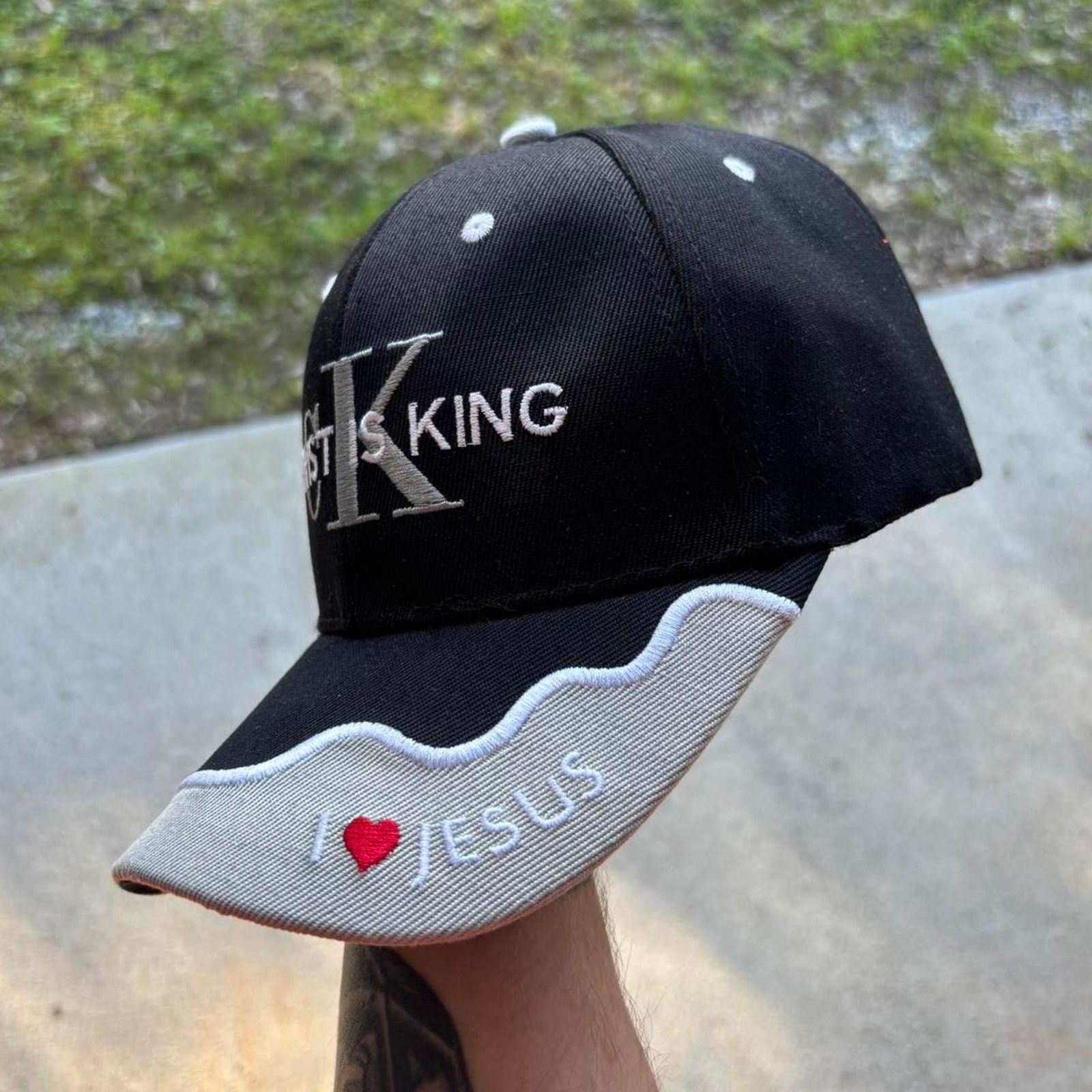 Affliction × Vintage Vintage Y2K Christ Is King Embroidered Hat Size ONE SIZE - 2 Thumbnail