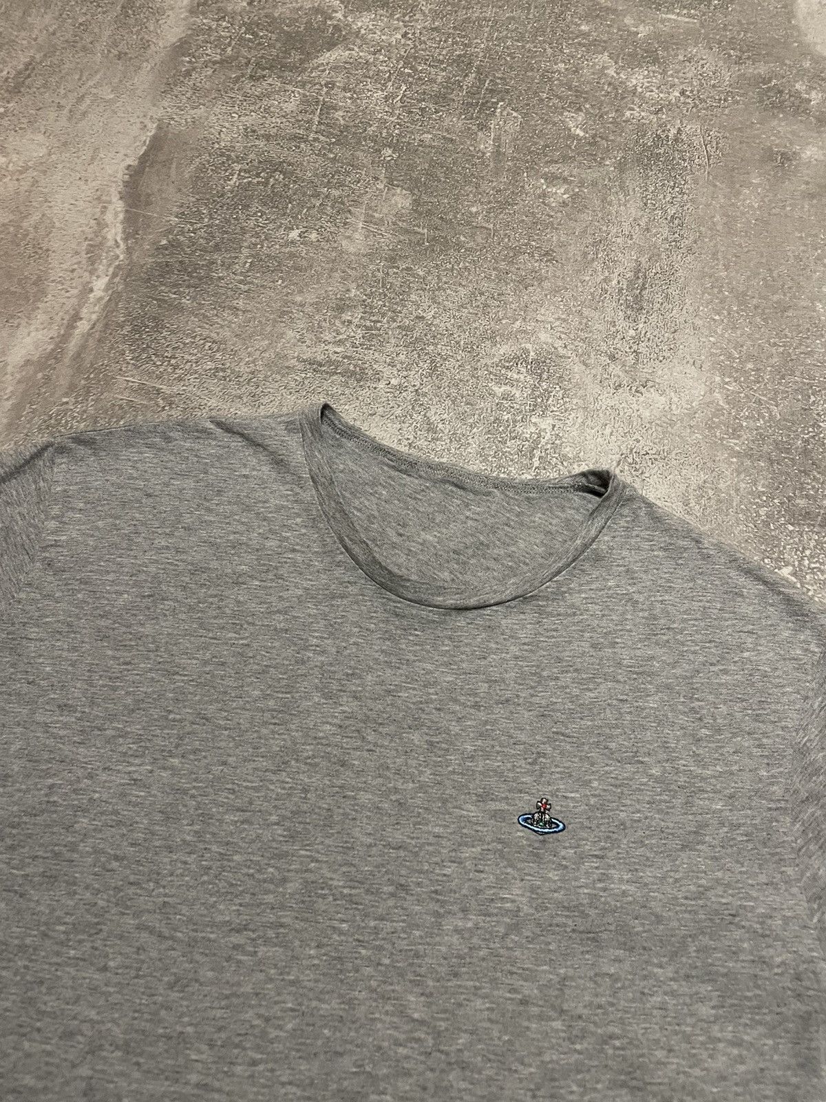 Vintage × Vivienne Westwood Vintage Vivienne Westwood Orb Logo T-Shirt Y2K Size US L / EU 52-54 / 3 - 2 Thumbnail