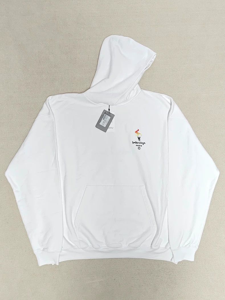 Balenciaga Balenciaga Torch embroidered logo hoodie 2503-Nextarrow Size US XS / EU 42 / 0 - 1 Thumbnail