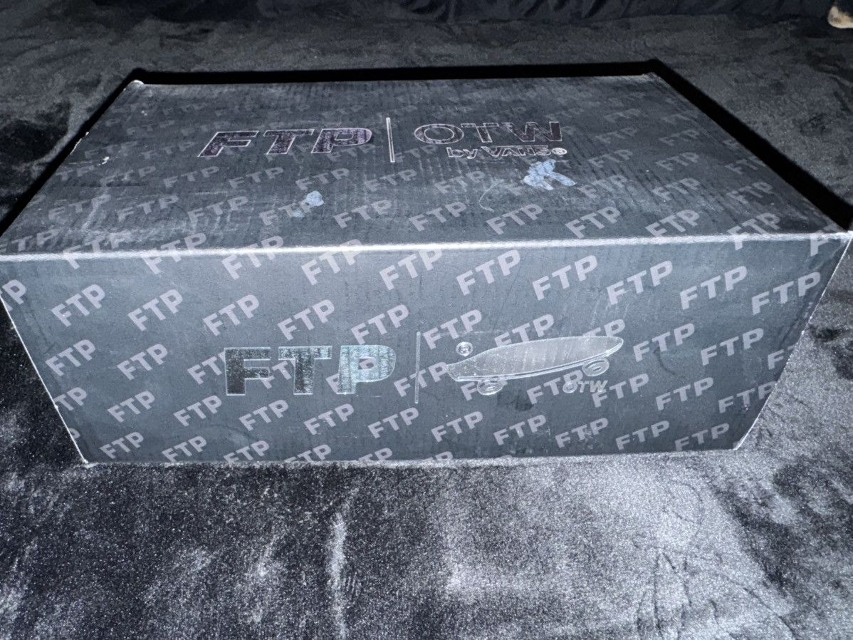 Other FTP + OTW BY VANS OLD SKOOL 36 Size US 5.5 / EU 38 - 7 Thumbnail