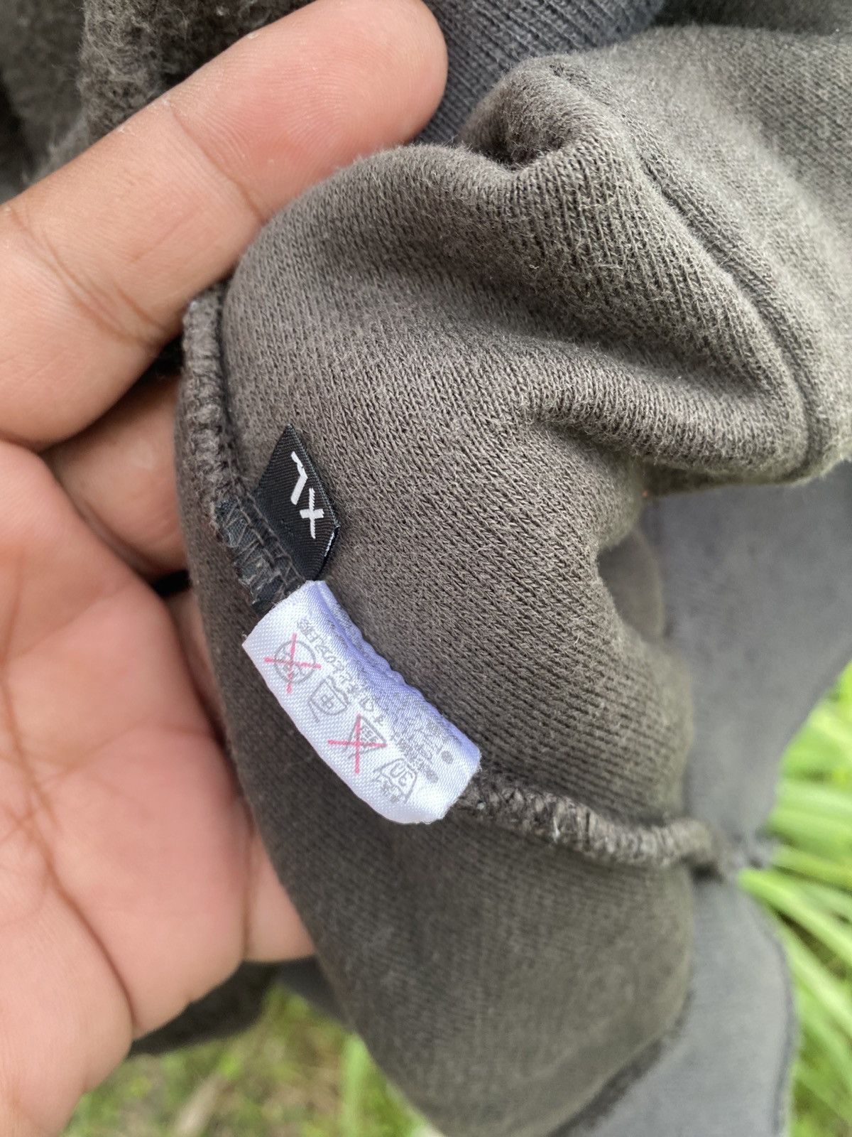 Japanese Brand Rare‼️Public Voice Hoodie upside down cloth Made in Japan Size US XL / EU 56 / 4 - 6 Thumbnail