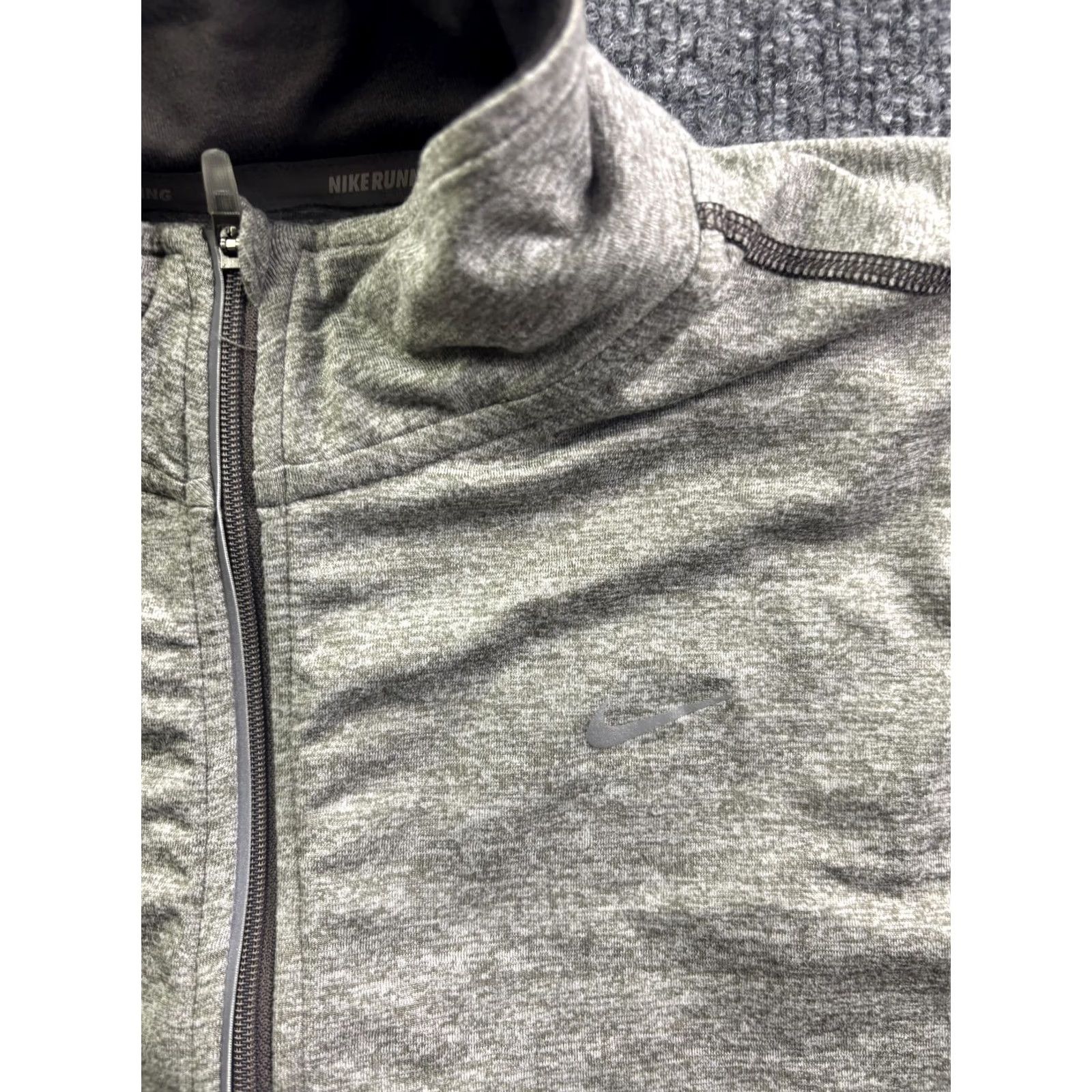 Nike Nike Dri-FIT Element Pullover Mens M Gray 1/4 Zip Long Sleeve Running Top Size US M / EU 48-50 / 2 - 2 Thumbnail