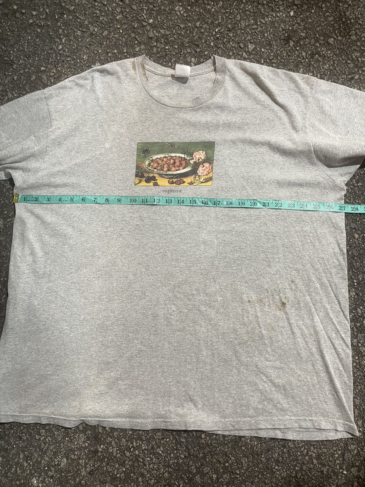 Supreme Supreme Strawberries Logo T-Shirt Size US XXL / EU 58 / 5 - 6 Thumbnail