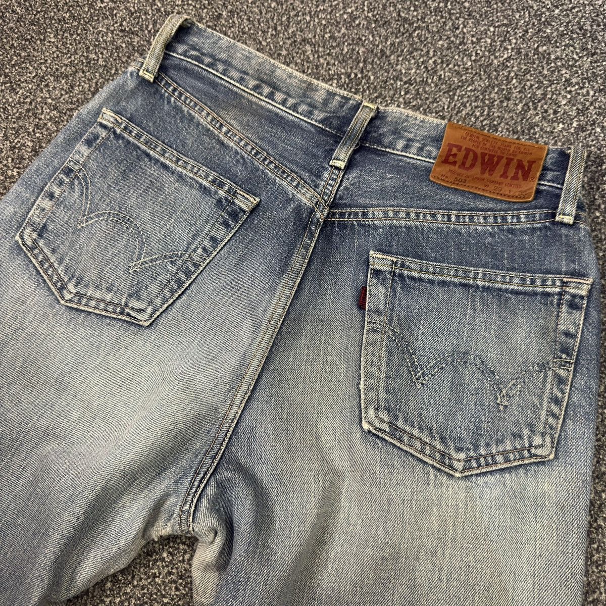 Japanese Brand Vintage Edwin 503 Regular Mid Wash Whiskering Denim Size US 29 - 7 Thumbnail