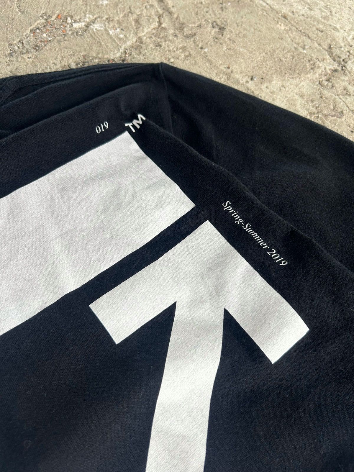 Off-White Off-White “Vampire Kiss” Impressionism Arrows LongSleeve Size US S / EU 44-46 / 1 - 11 Thumbnail