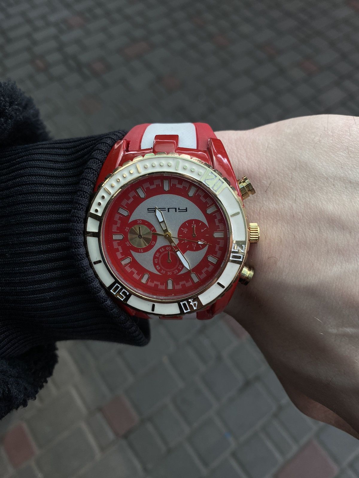 Jewelry × Vintage Bold Red White Chronograph Sport Japanese Brand Size ONE SIZE - 3 Thumbnail