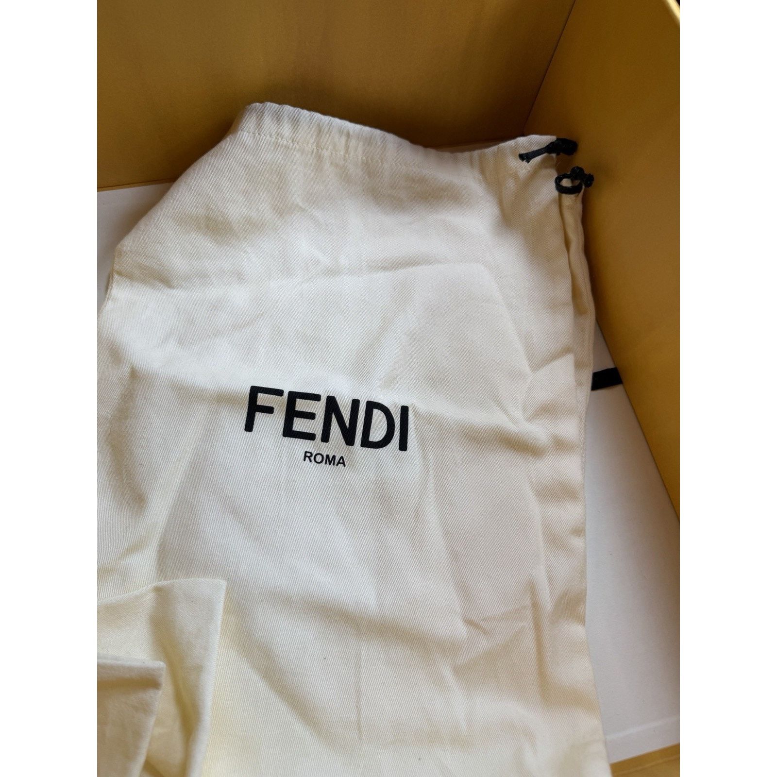 Fendi Size 8UK/9US - Fendi Vitello Logo Leather High Top Size US 9 / EU 42 - 9 Thumbnail