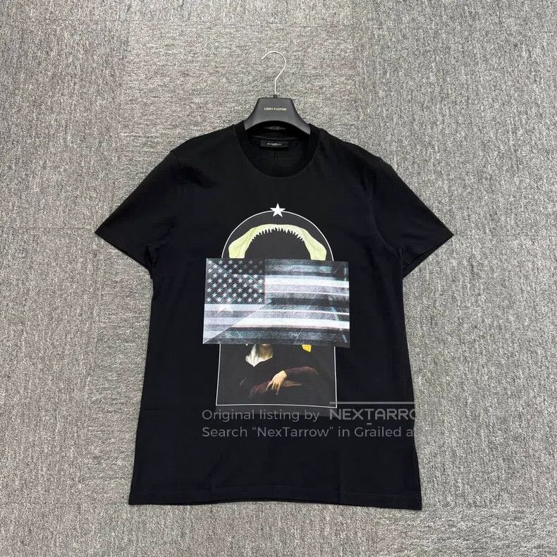 Givenchy Givenchy Shark Madonna Short Sleeve Size US M / EU 48-50 / 2 - 1 Thumbnail