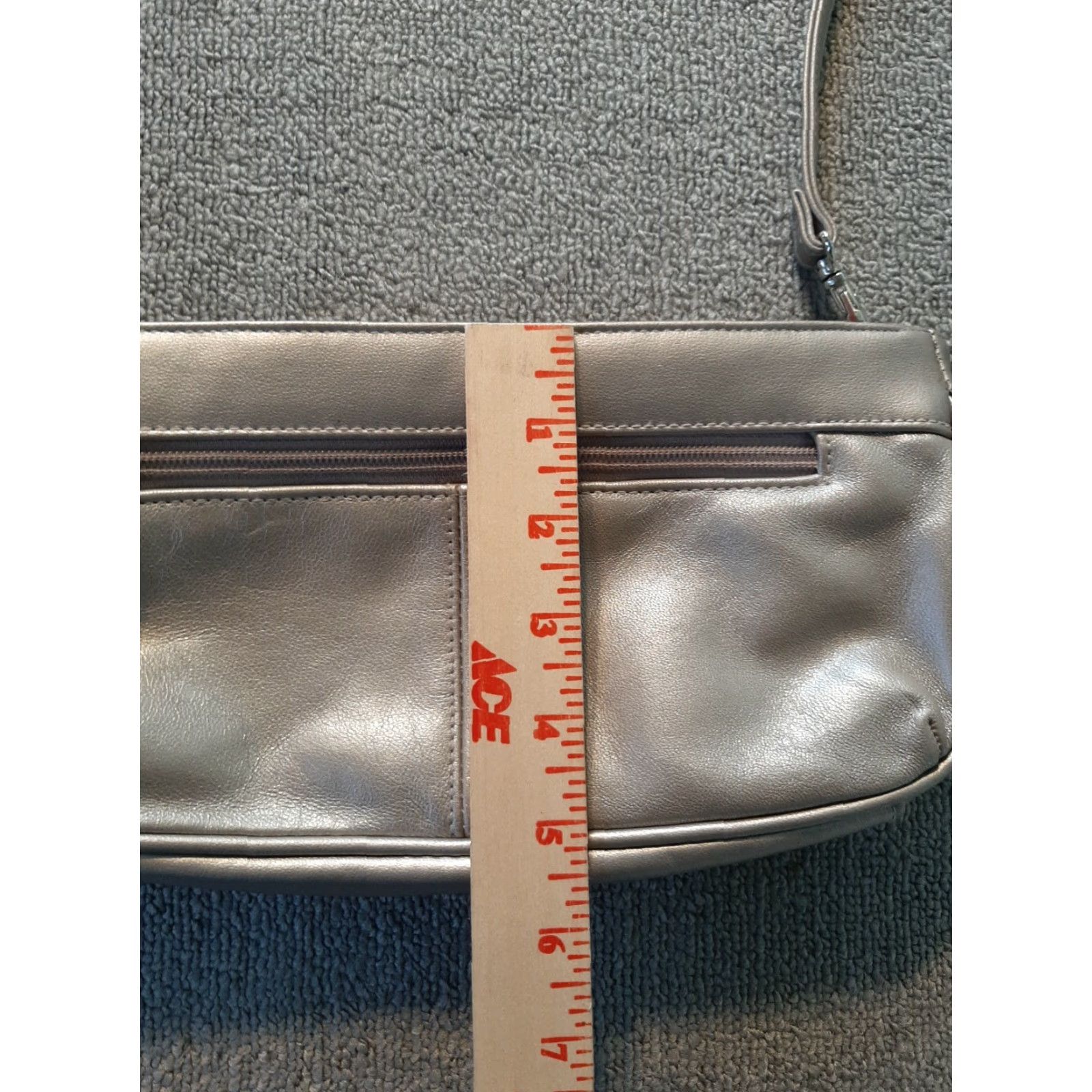 Worthington VINTAGE Worthington Shoulder Bag Womens Small Silver 11" Long 5.5" Tall Leather Zipper Strap RN 93677 Size ONE SIZE - 4 Thumbnail