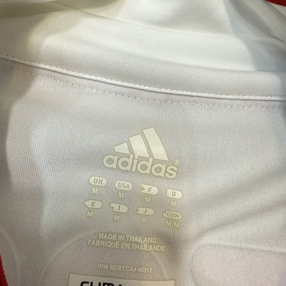 Adidas AC Milan 11/12 away shirt #9 Inzaghi Size US M / EU 48-50 / 2 - 11 Thumbnail