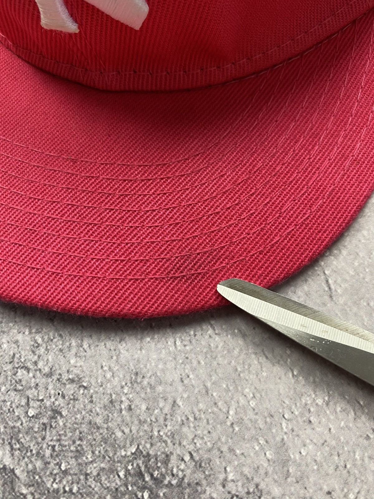 New York Yankees Vintage New York Yankees Cap Pink MLB Baseball Hat Y2K 90s Size ONE SIZE - 7 Thumbnail