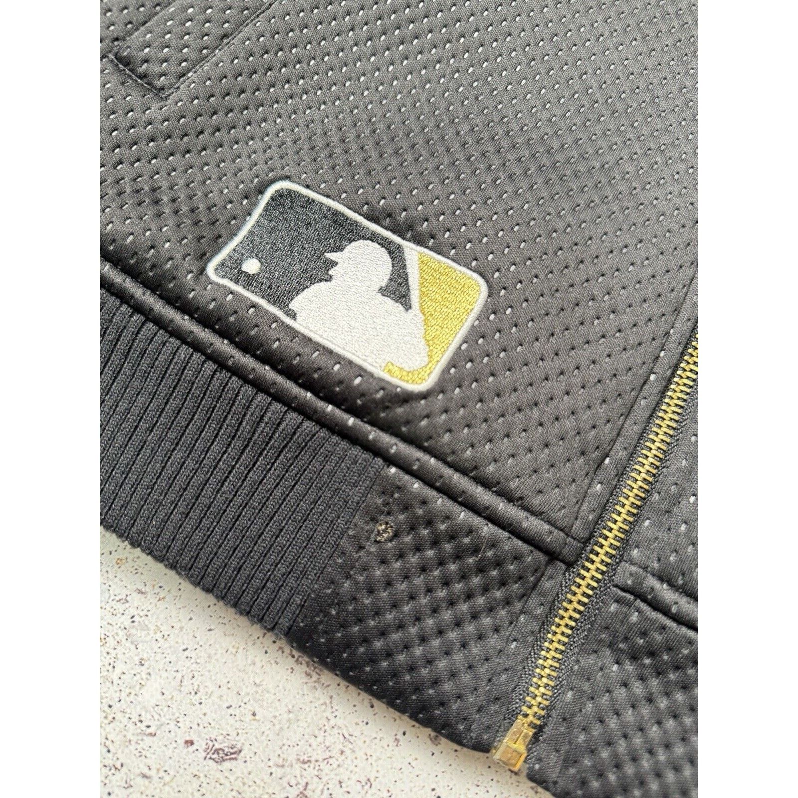 Vintage Majestic New York Yankees Bomber Jcaket Size S Black