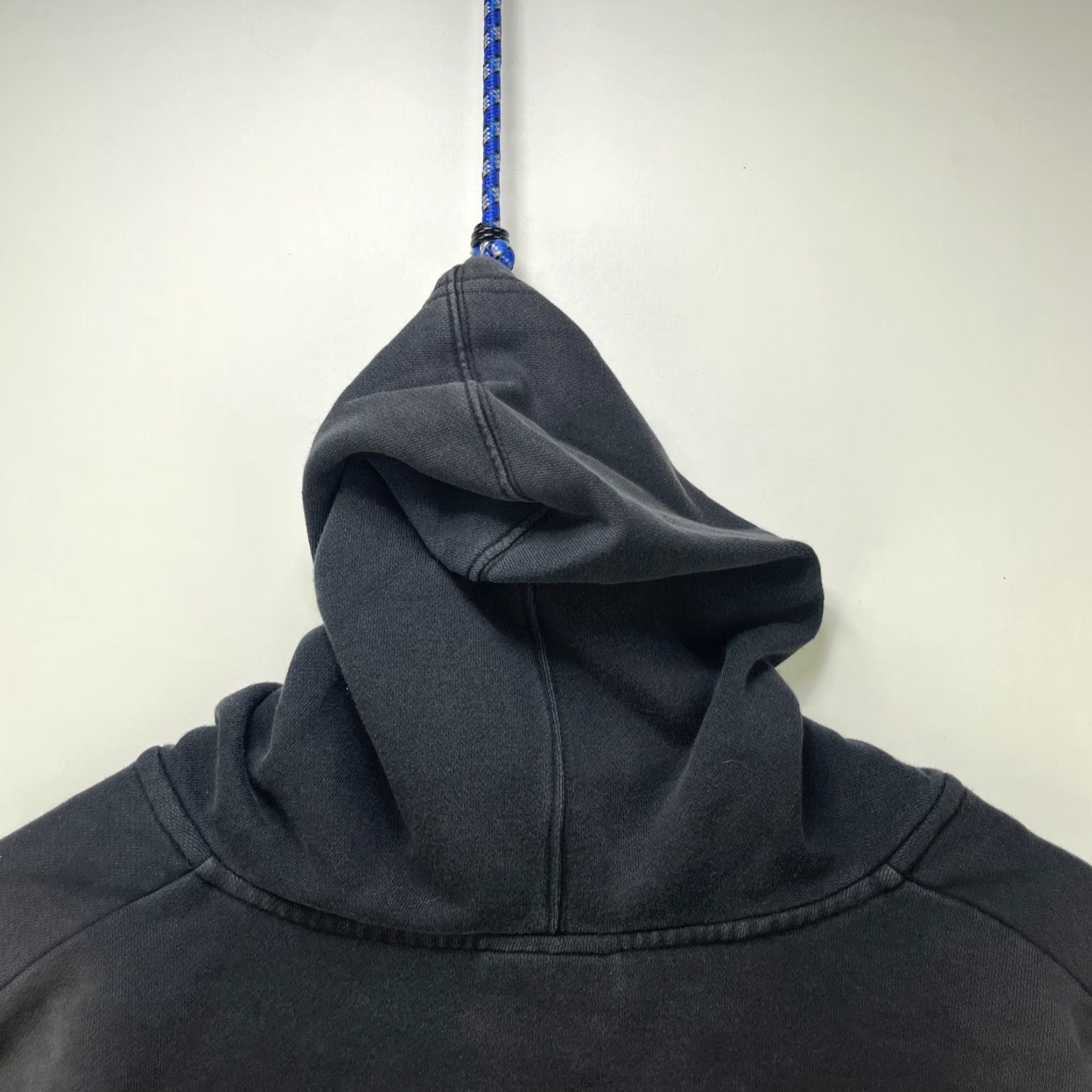 Disney VINTAGE Disney World 2008 Y2K Hoodie Men M Black Zip Full Zip Sun Faded Size US M / EU 48-50 / 2 - 3 Thumbnail