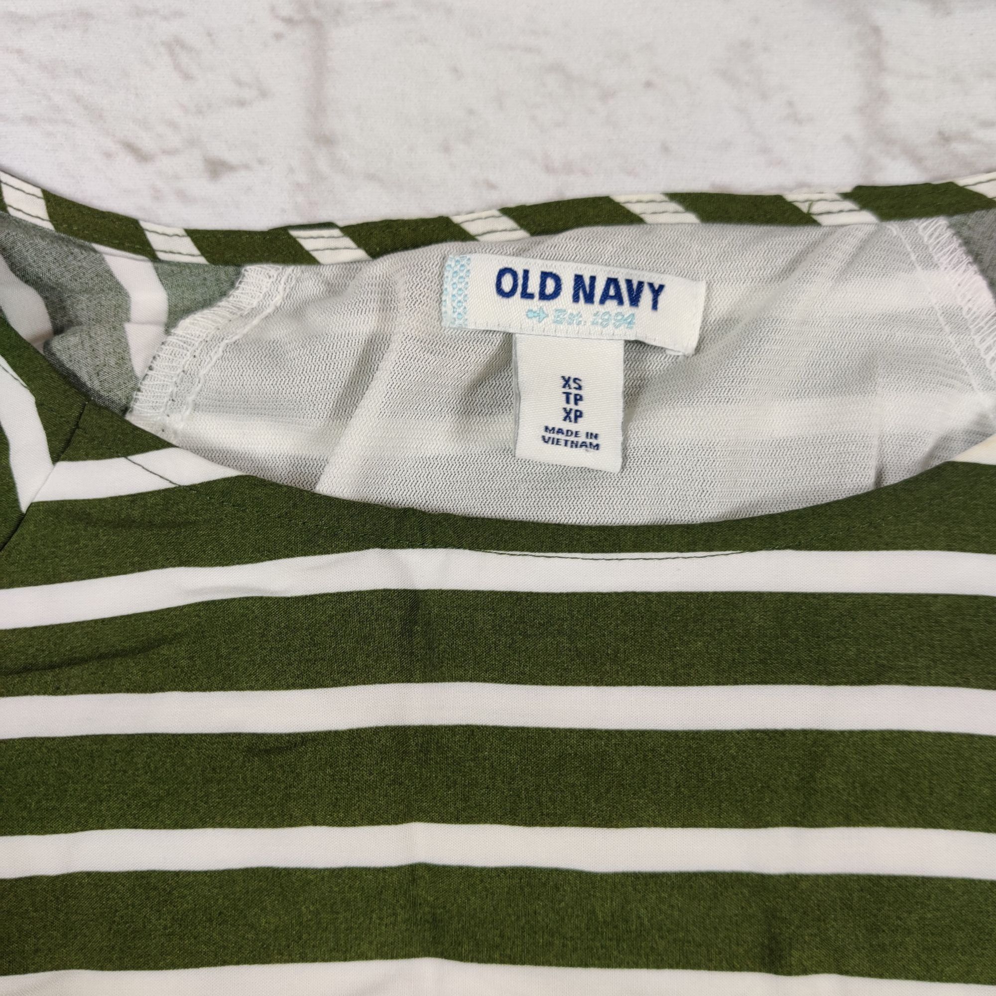 Old Navy Old Navy XS Green White Striped Short Sleeve Dress Tie Waist Size XS / US 0-2 / IT 36-38 - 5 Thumbnail