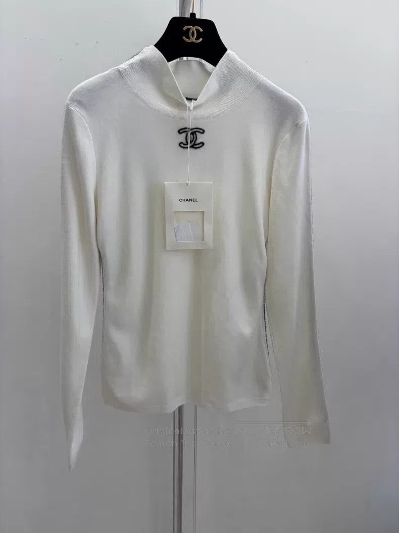Chanel Chanel Ski series white undershirt Size S / US 4 / IT 40 - 1 Thumbnail