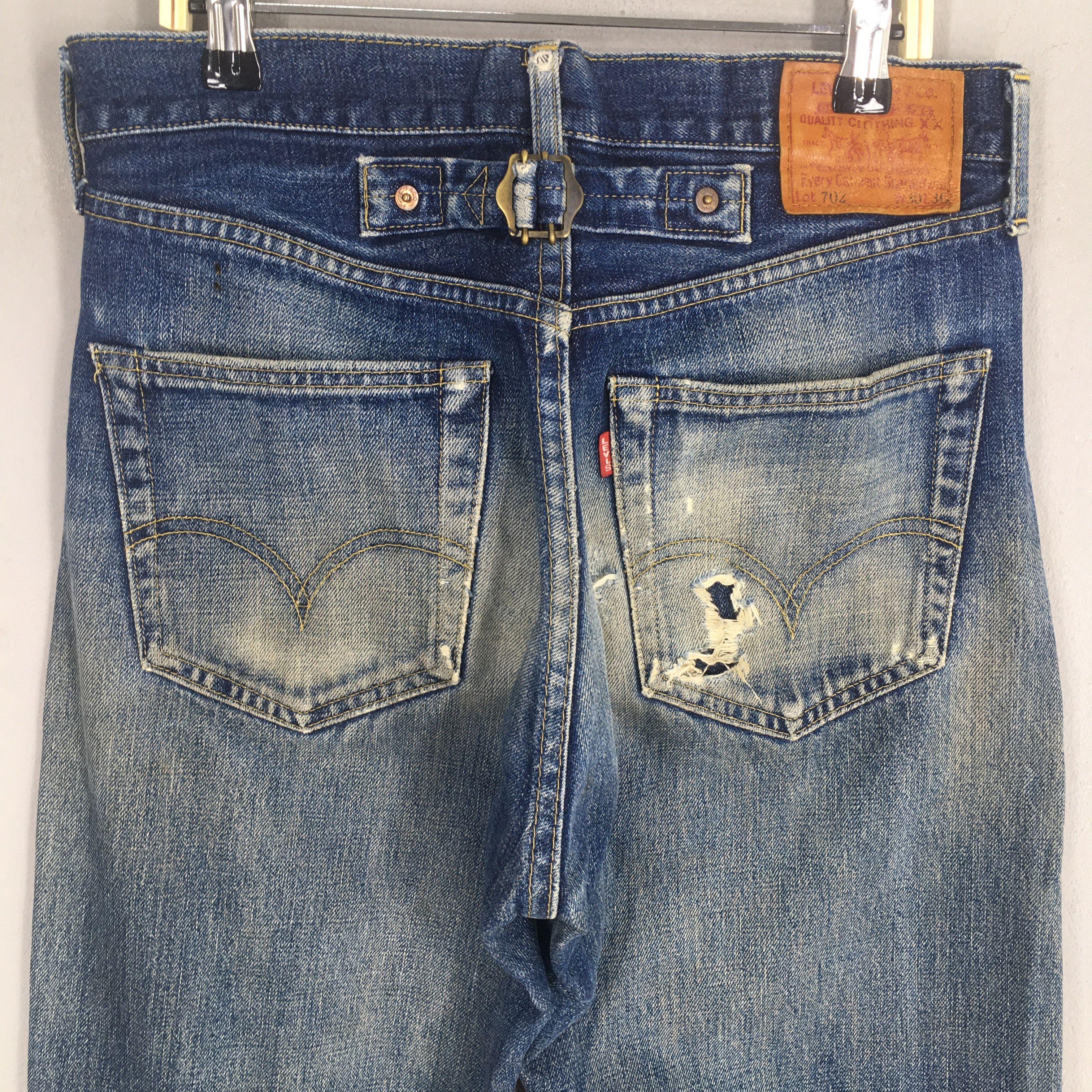 Levi's × Levi's Vintage Clothing × Vintage Size 28x30.5 Vintage Levi's 702 LVC Redline Selvedge Jeans Size 28" / US 6 / IT 42 - 10 Thumbnail