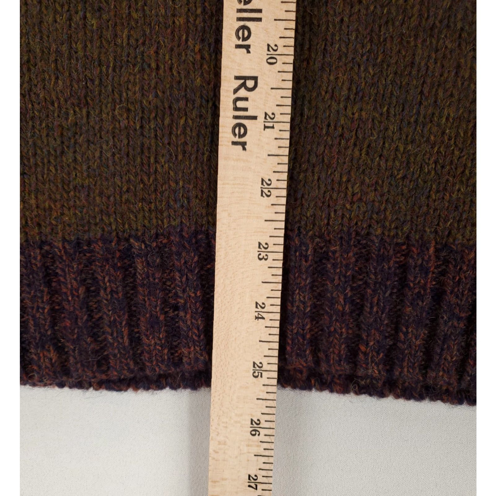 Tommy Hilfiger VINTAGE Tommy Hilfiger Sweater 90s Mens S Brown Wool Duck Hunting Hunter Pullover Small hole TS Size US S / EU 44-46 / 1 - 6 Thumbnail