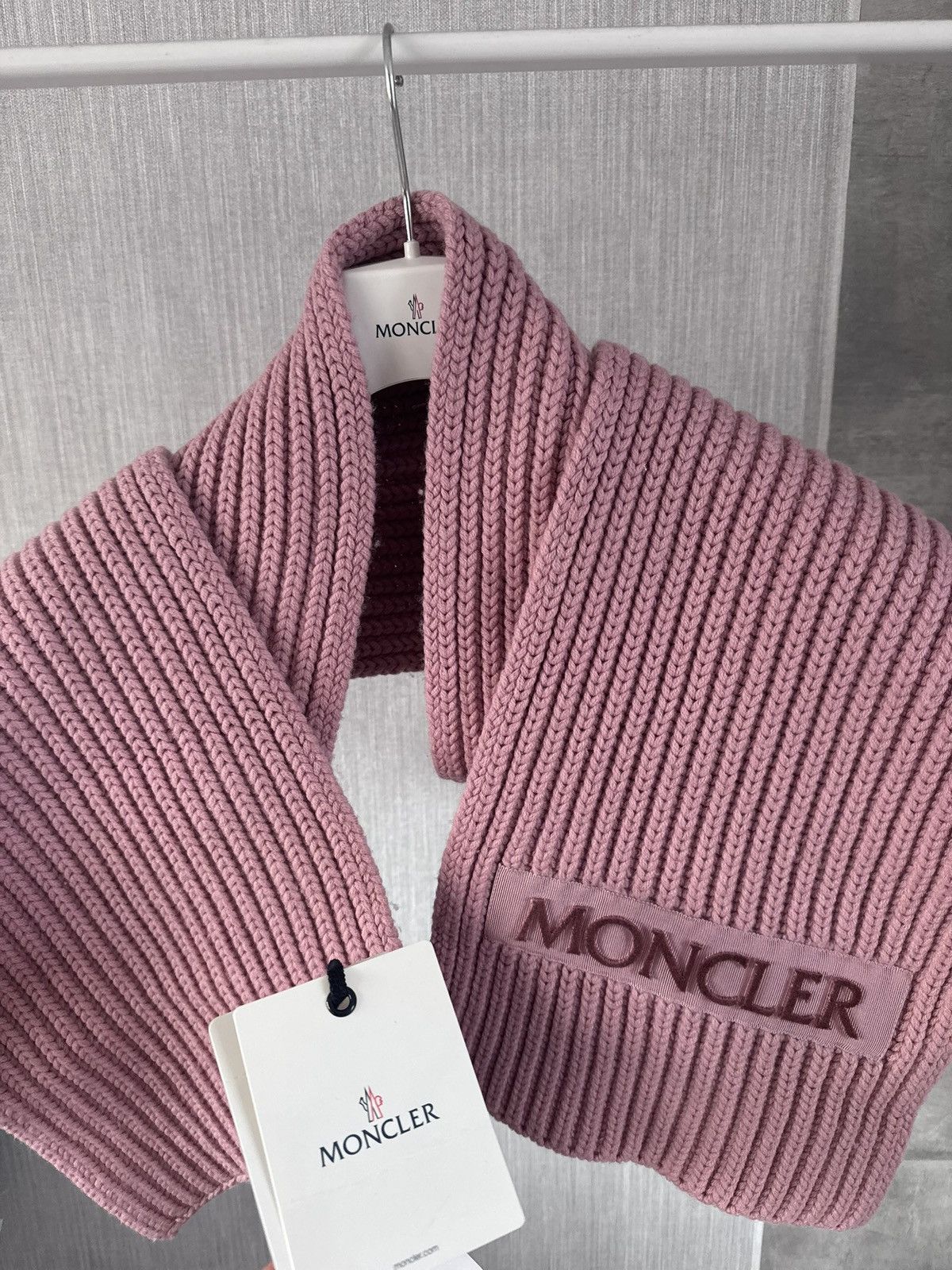Moncler Scarf Pink Strickschal