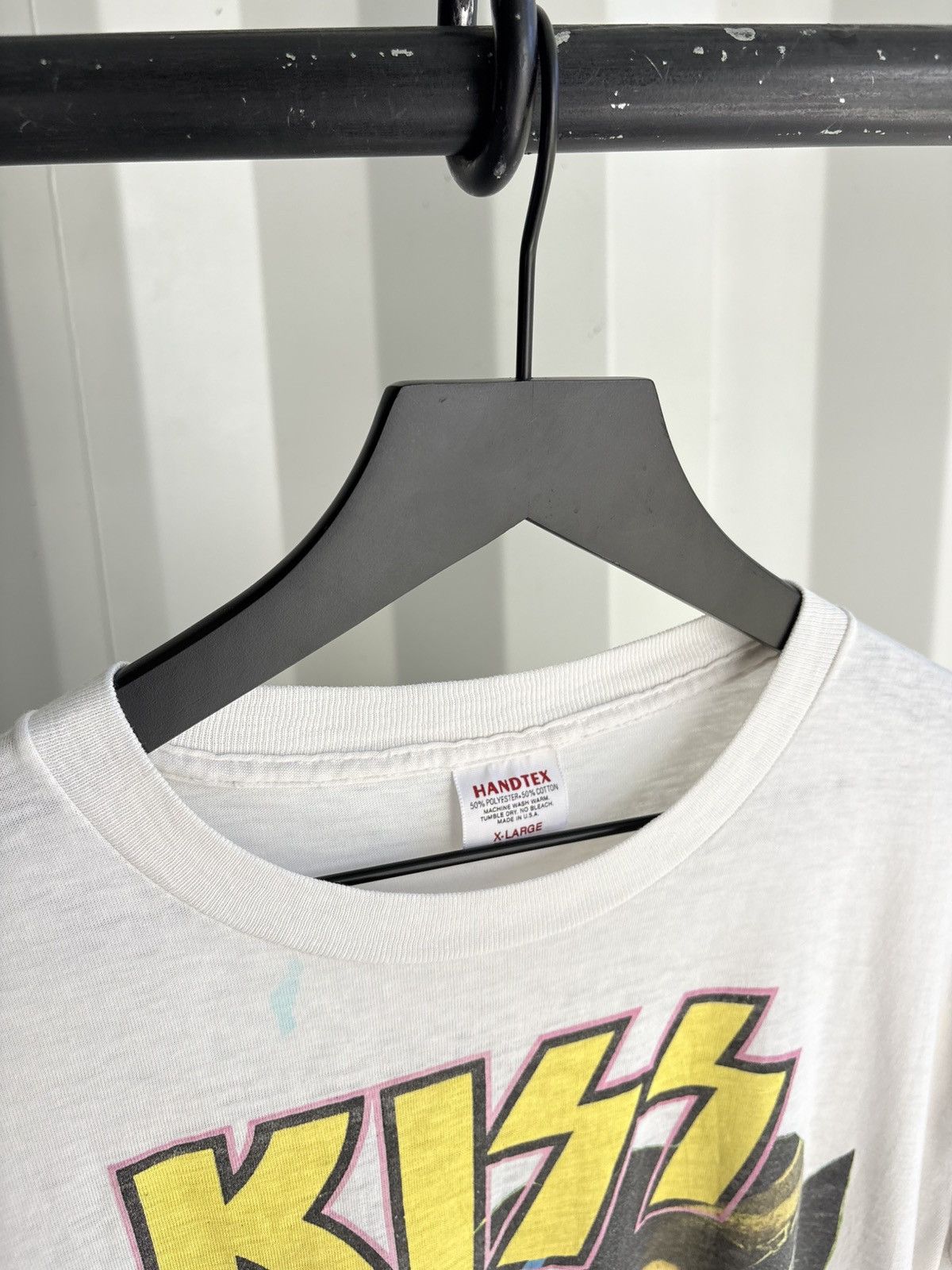Band Tees Kiss Thrashed Faded Distressed Shirt GRUNGE Paper thin Band Size US L / EU 52-54 / 3 - 7 Thumbnail