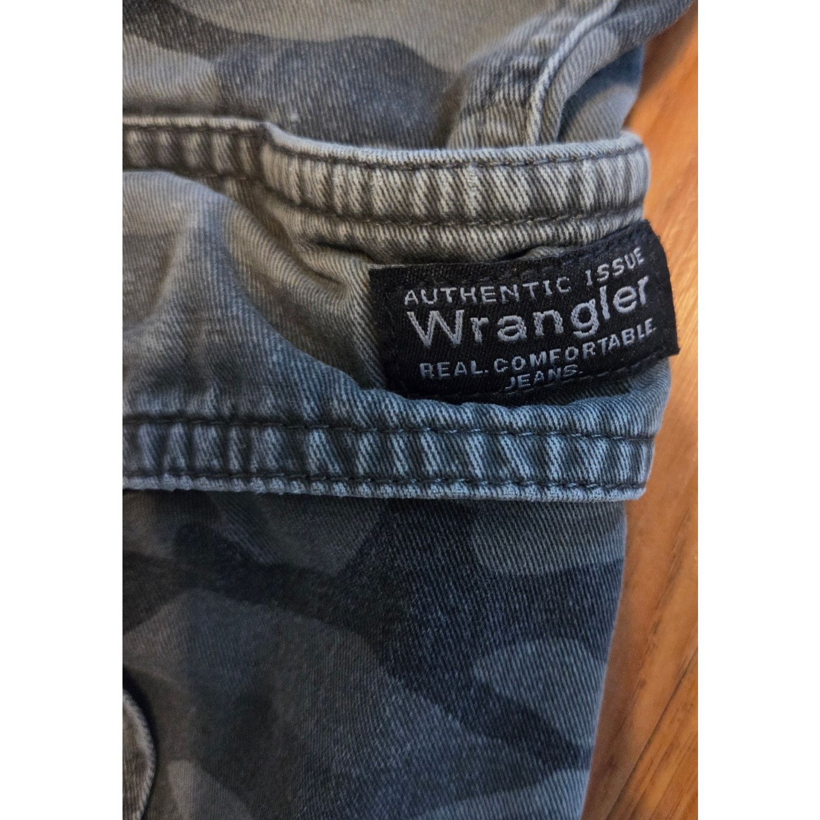 Wrangler Wrangler Grey Army Fatigue Shorts-Size 38 - Great Condition! Size US 38 / EU 54 - 4 Thumbnail