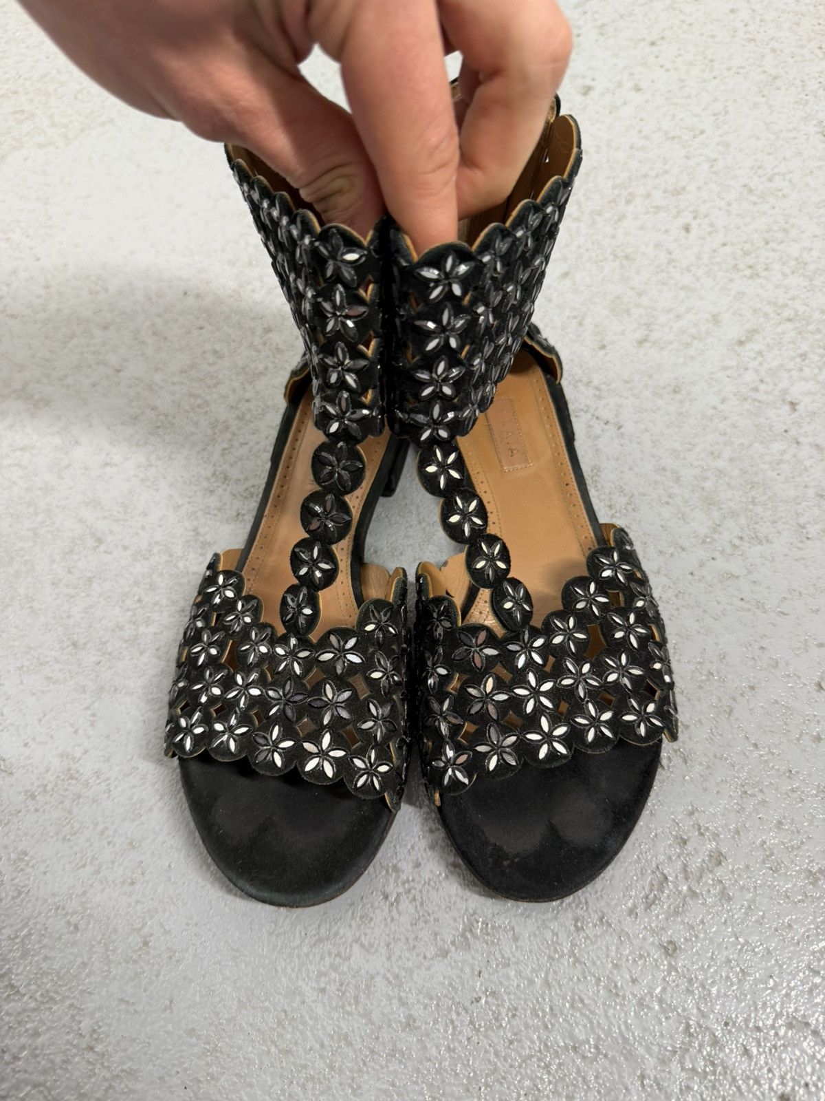Alaia Alaïla Black Suede Gladiator Sandals Size US 7 / IT 37 - 4 Thumbnail
