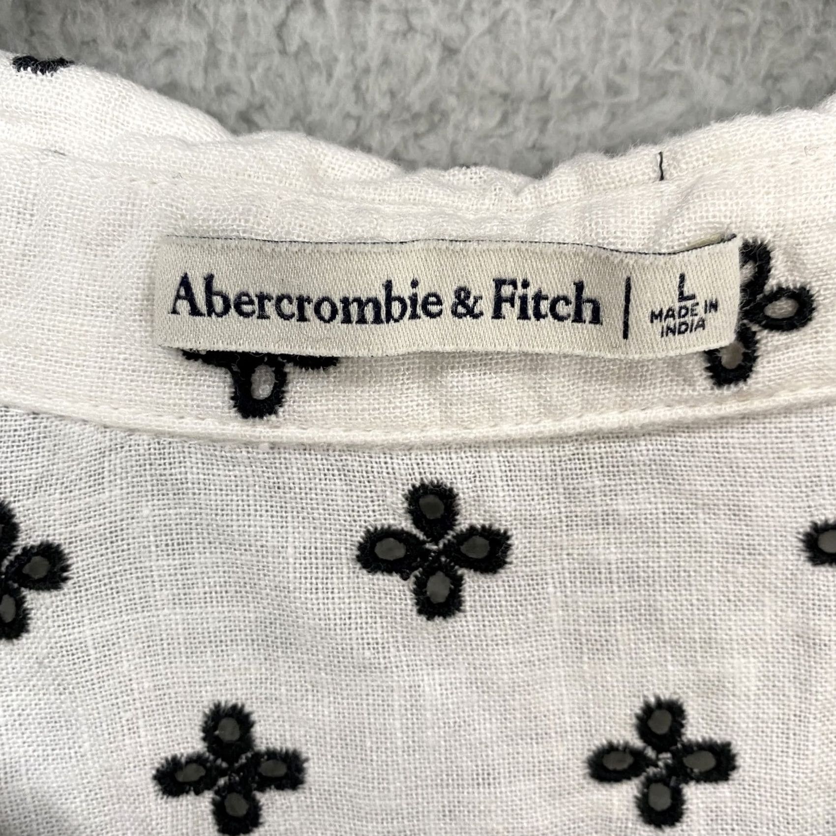 Abercrombie & Fitch Abercrombie & Fitch Shirt Womens L White Embroidered Linen Boxy Eyelet Cropped Bohemian Beach Size L / US 10 / IT 46 - 6 Thumbnail
