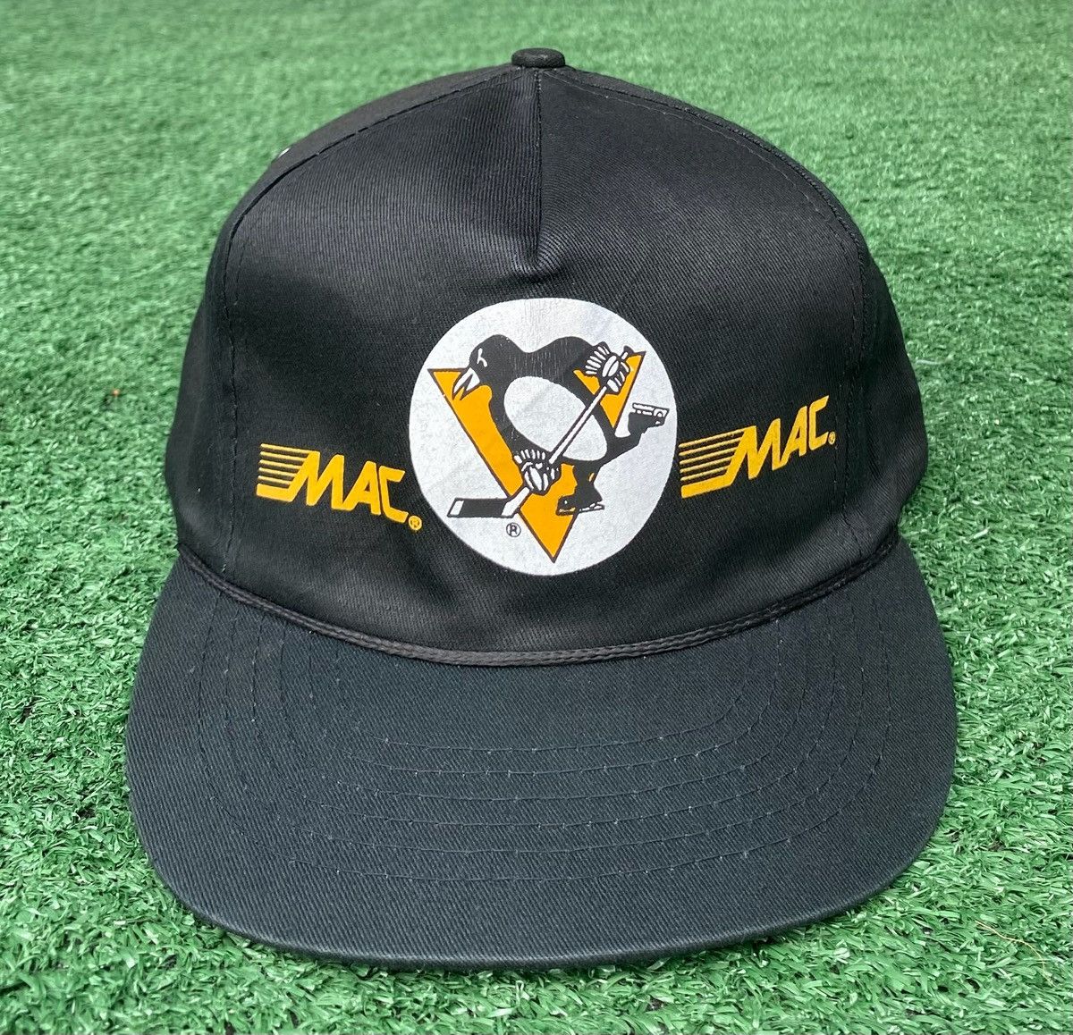 Vintage 80’s Pittsburgh Penguins NHL Mac Tools Rope Snapback Hat Size ONE SIZE - 1 Thumbnail