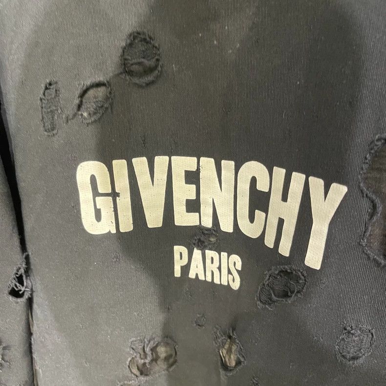 Givenchy Givenchy Hole Destroyed Black Large Logo Net Mesh Sweatshi Size US S / EU 44-46 / 1 - 6 Thumbnail
