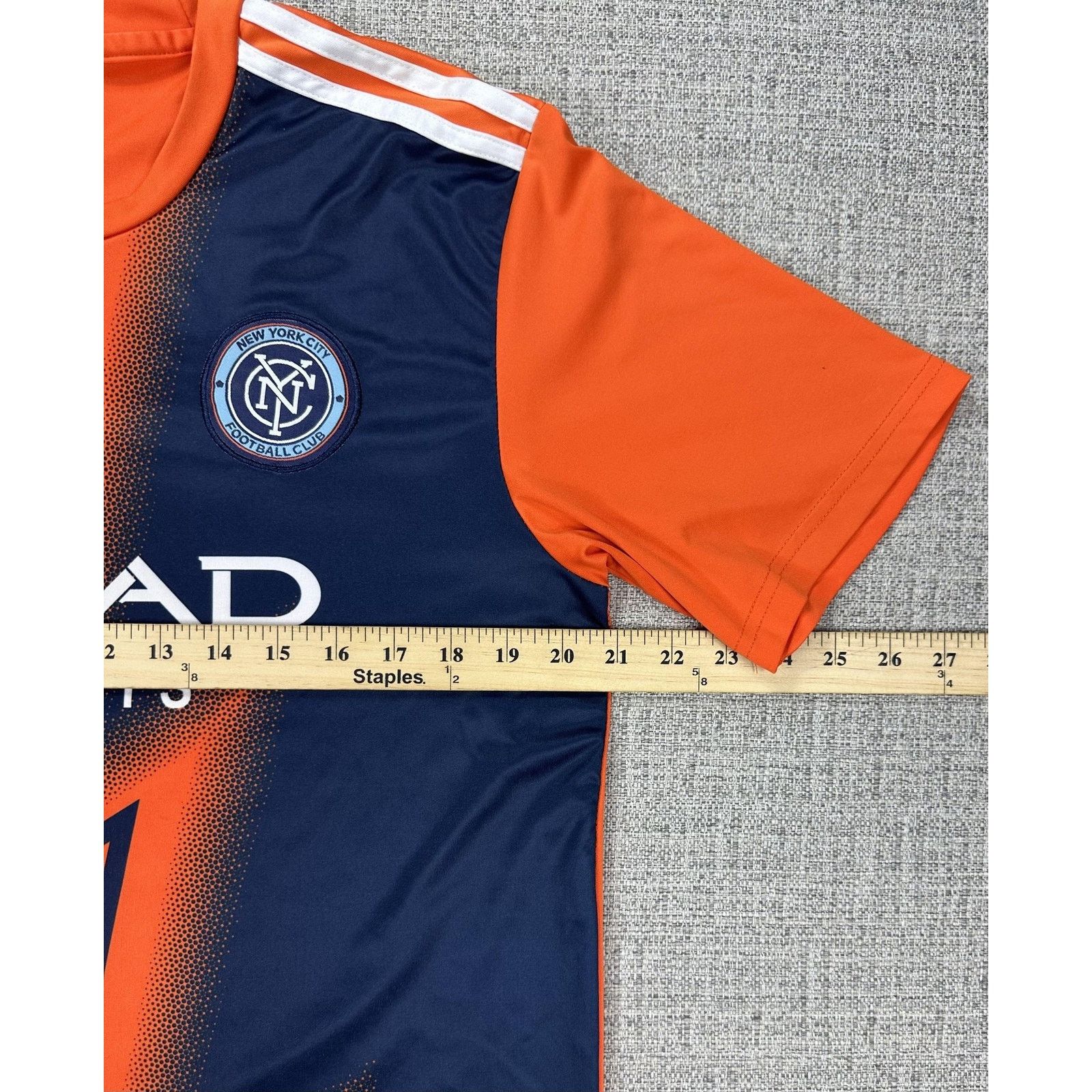 Adidas New York City Jersey Sz L MLS Soccer Adidas Etihad Martins Size US L / EU 52-54 / 3 - 4 Thumbnail