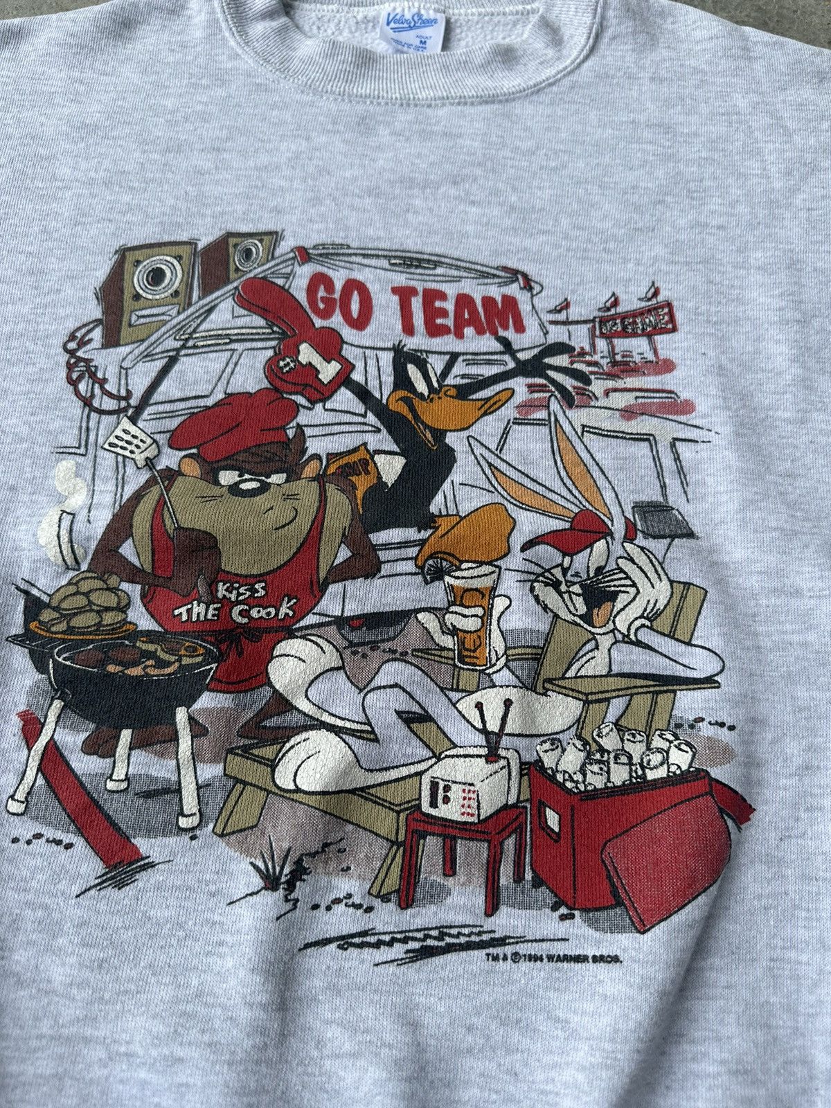 Velva Sheen × Vintage × Warner Bros Vintage 90s Looney tunes go team sweatshirts size M Size US M / EU 48-50 / 2 - 3 Thumbnail