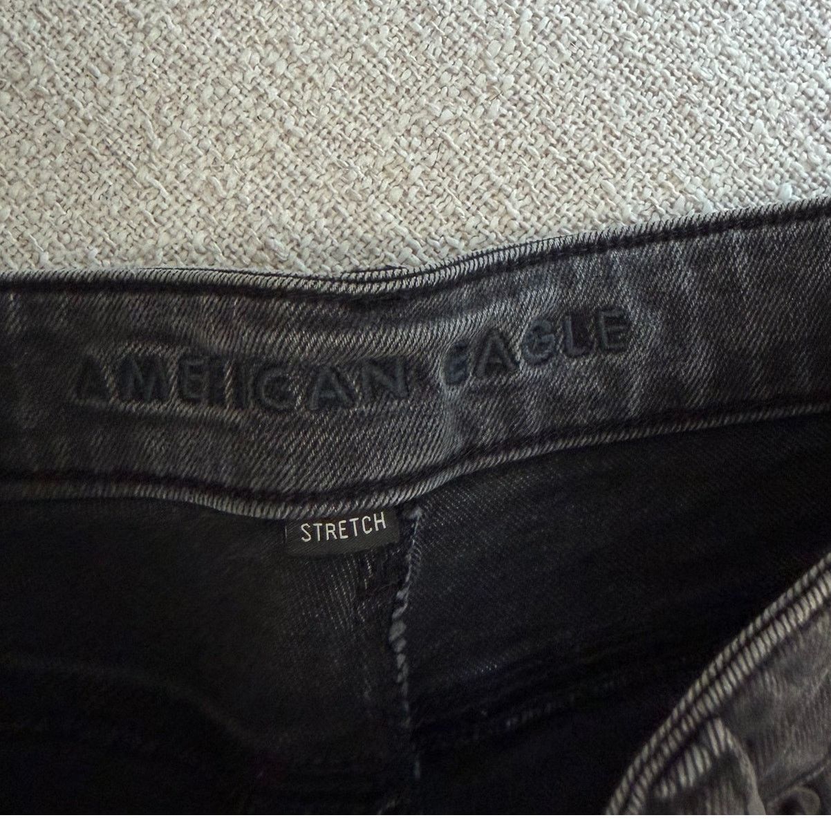 American Eagle Outfitters American Eagle Black Mom Jeans Sz 0 Short Size 25" / US 0 / IT 36 - 2 Thumbnail