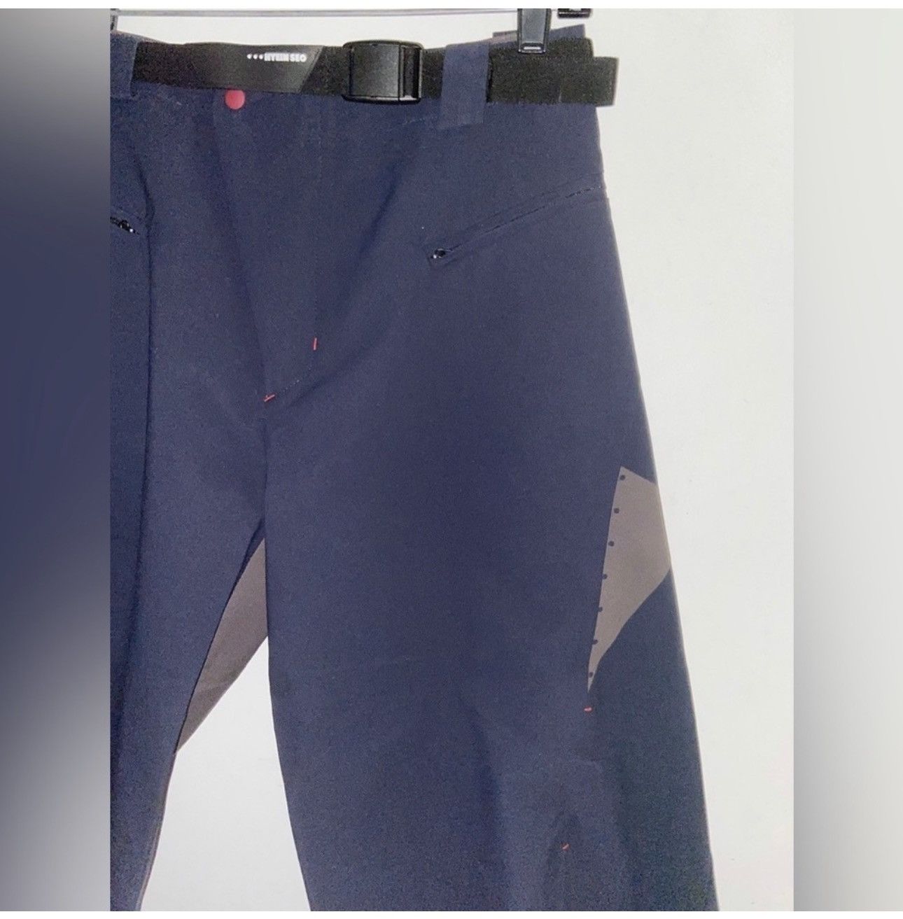 Hyein Seo Hyein Seo Navy Cropped Polyester Trousers size S NWT UNI​​ Size US 30 / EU 46 - 3 Thumbnail