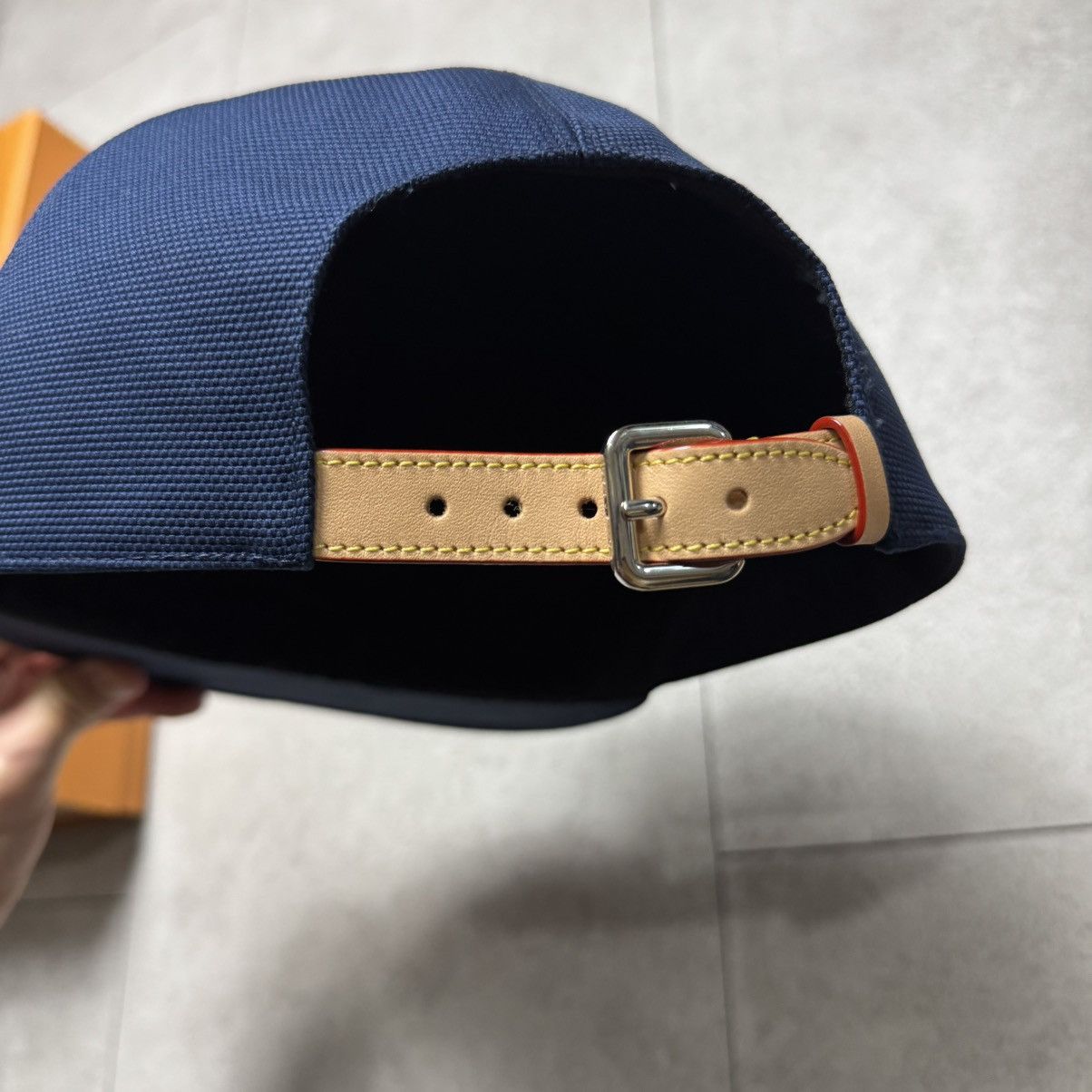 Louis Vuitton New Louis Vuitton Chain Hat Virgil Abloh Size ONE SIZE - 5 Thumbnail
