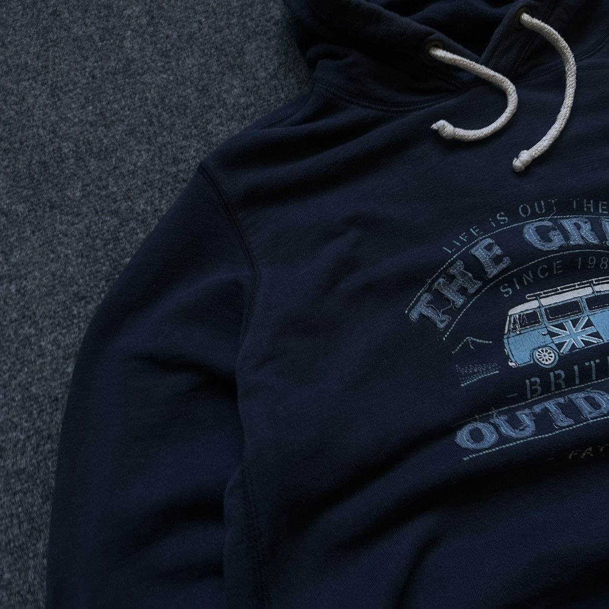 FatFace VTG Mans Hoodie Fat Face Big Logo Size L Used Dark Blue 00s Size US L / EU 52-54 / 3 - 10 Thumbnail