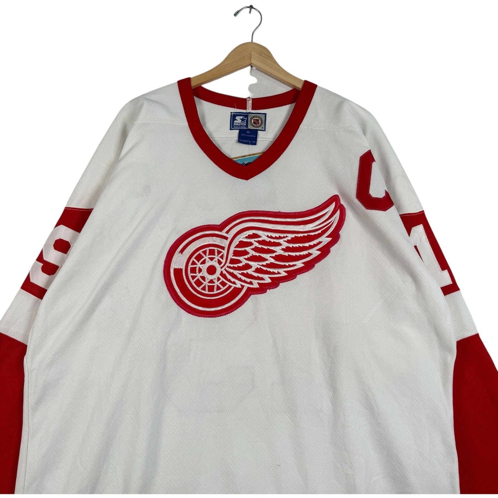 Starter Vintage Starter Detroit Red Wings Yzerman 19 NHL Jersey XL Size US XL / EU 56 / 4 - 2 Thumbnail