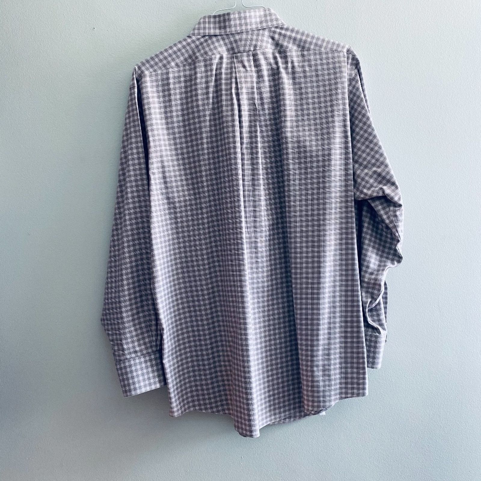 Brooks Brothers Brooks Brothers gray plaid button down shirt Size US XL / EU 56 / 4 - 3 Thumbnail