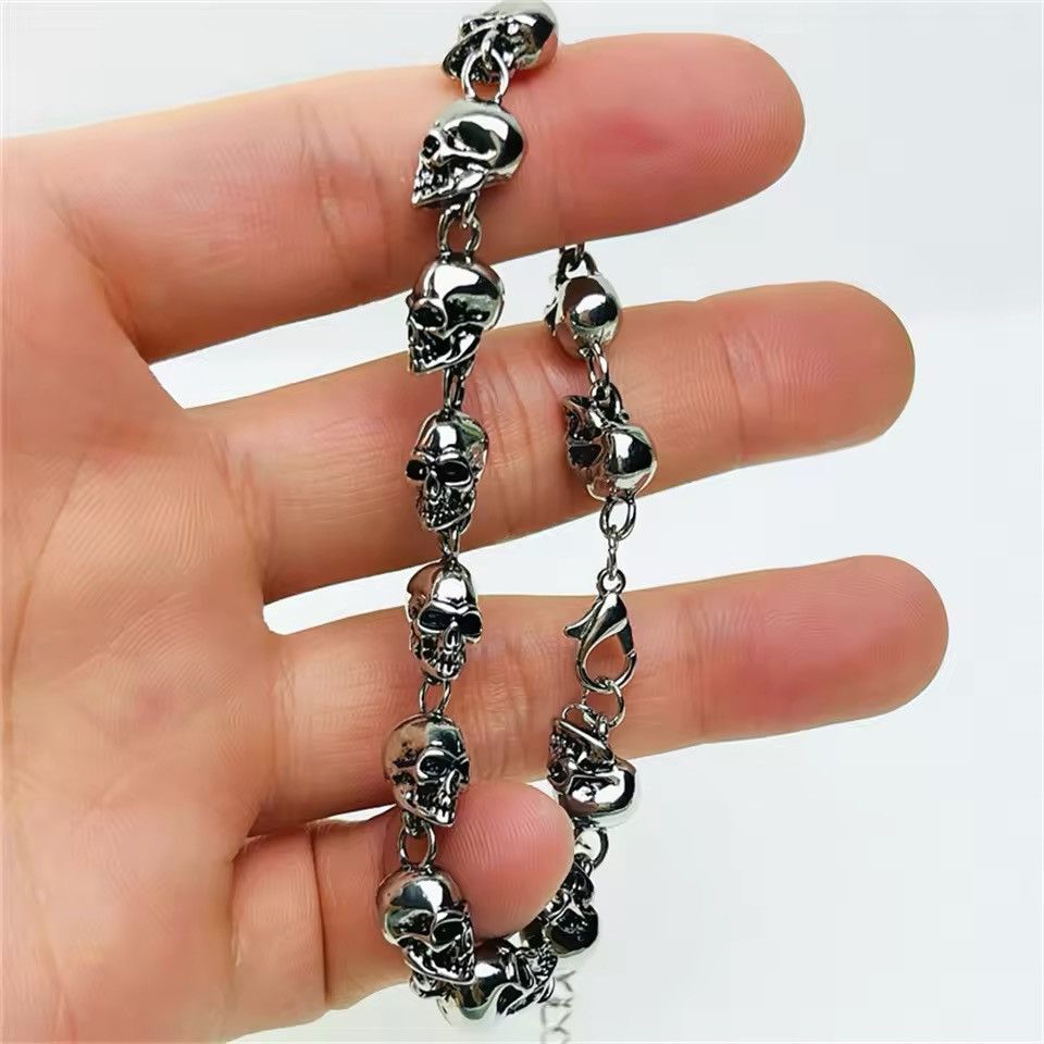 Other Gothic Punk Skull Metal Bracelet Chain Size ONE SIZE - 1 Thumbnail