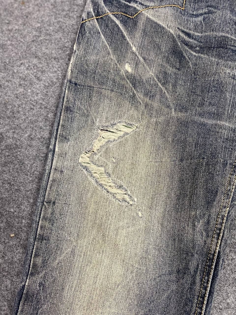 Japanese Brand japanese brand distressed denim nice faded design Size US 35 - 10 Thumbnail