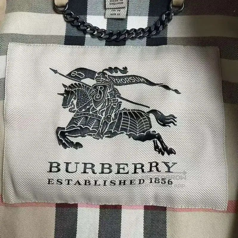 Burberry Burberry Khaki Women's Trench Coat Size XS. Size XS / US 0-2 / IT 36-38 - 3 Thumbnail