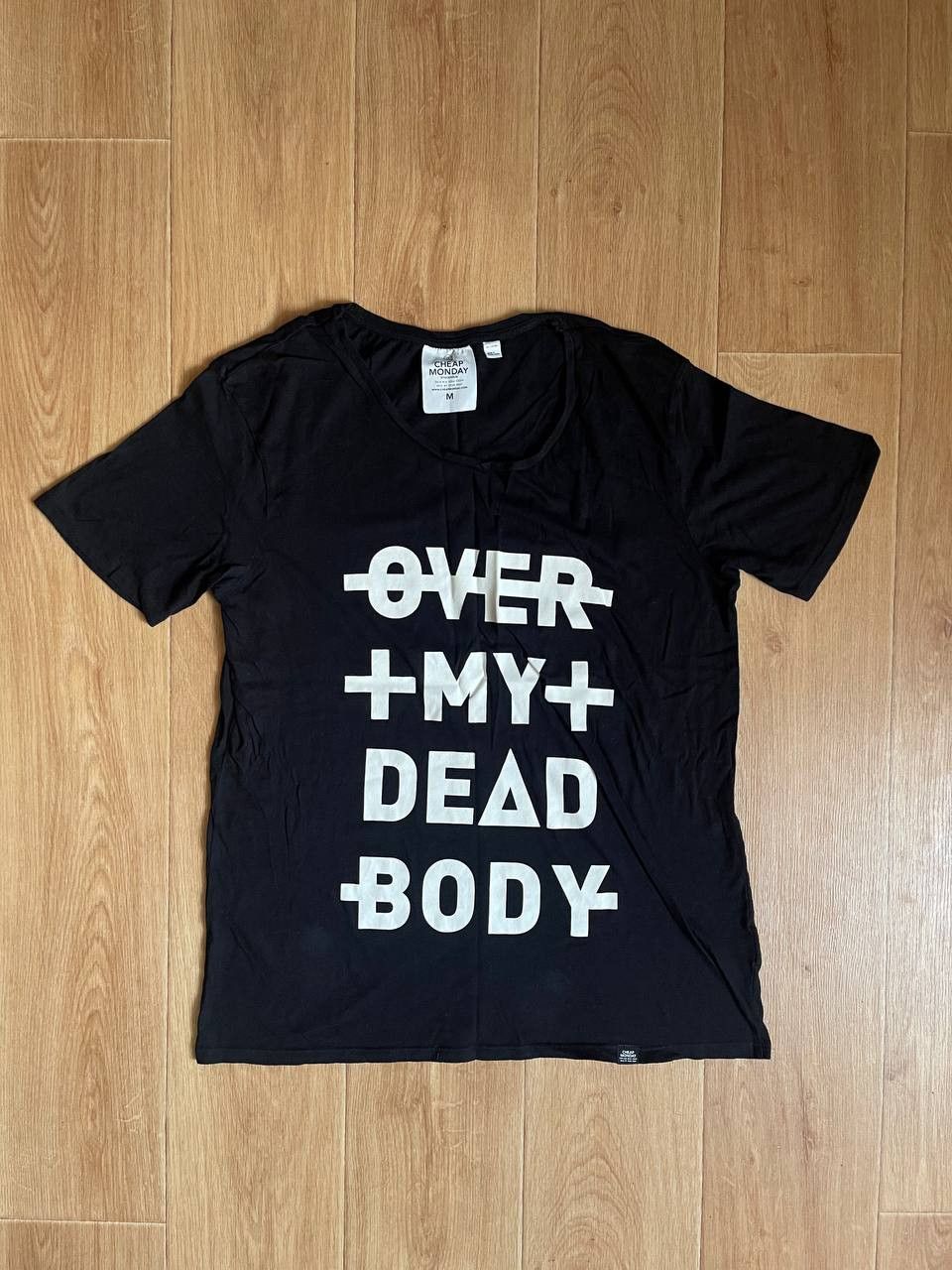 Cheap Monday × Vintage Cheap Monday “ over my dead body” tee shirt Size US M / EU 48-50 / 2 - 2 Thumbnail