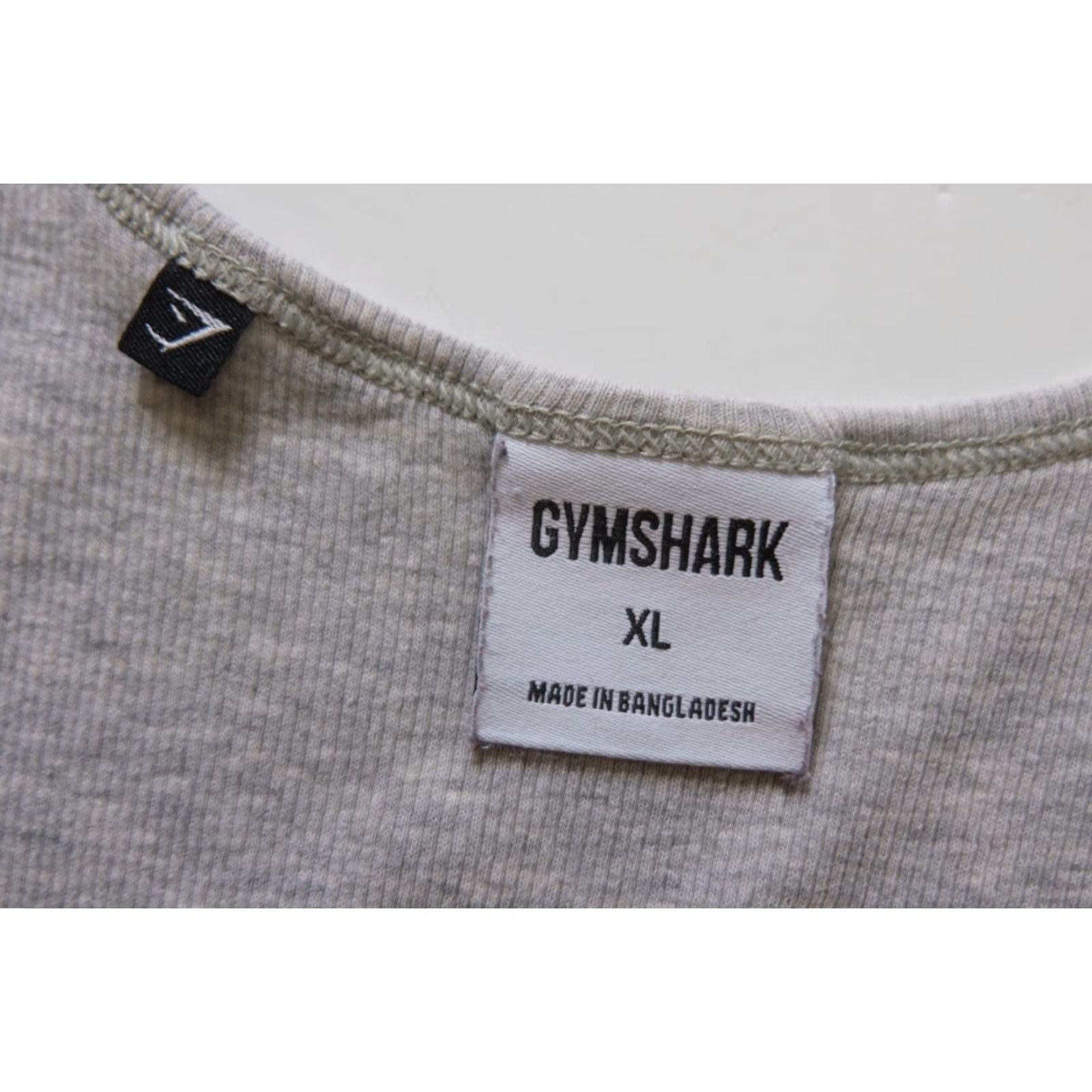 Gymshark GYMSHARK TANK SHIRT ACTIVE BLANK WORKOUT GRAY MEN XL Shirt Sleeveless Crew Neck Athletic Regular Size XL Gray Gymshark Tank Shirt Men’s XL Size US XL / EU 56 / 4 - 7 Thumbnail