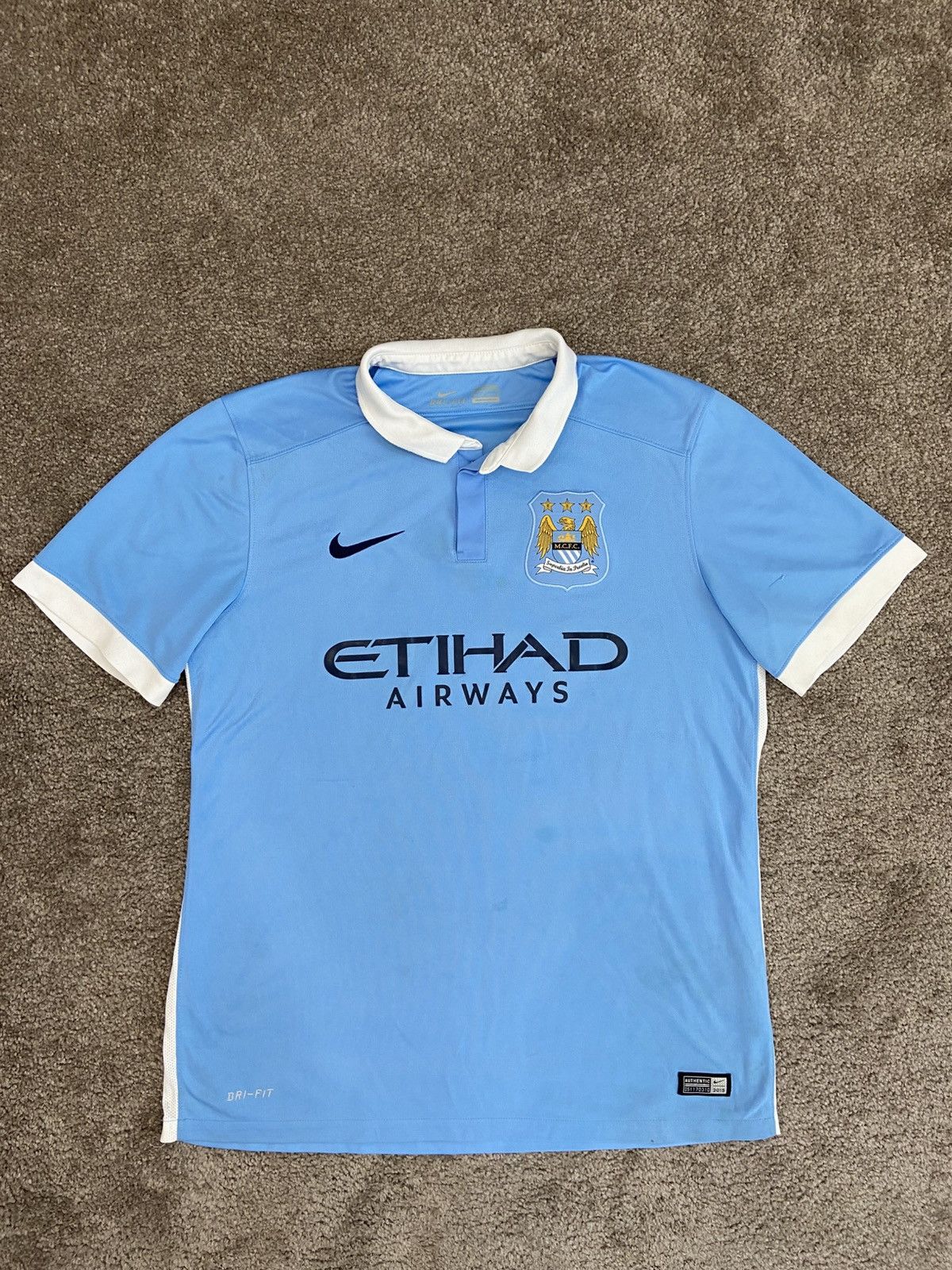 Nike Manchester City 2015/16 Home Football Shirt Jersey Nike Size US L / EU 52-54 / 3 - 1 Thumbnail