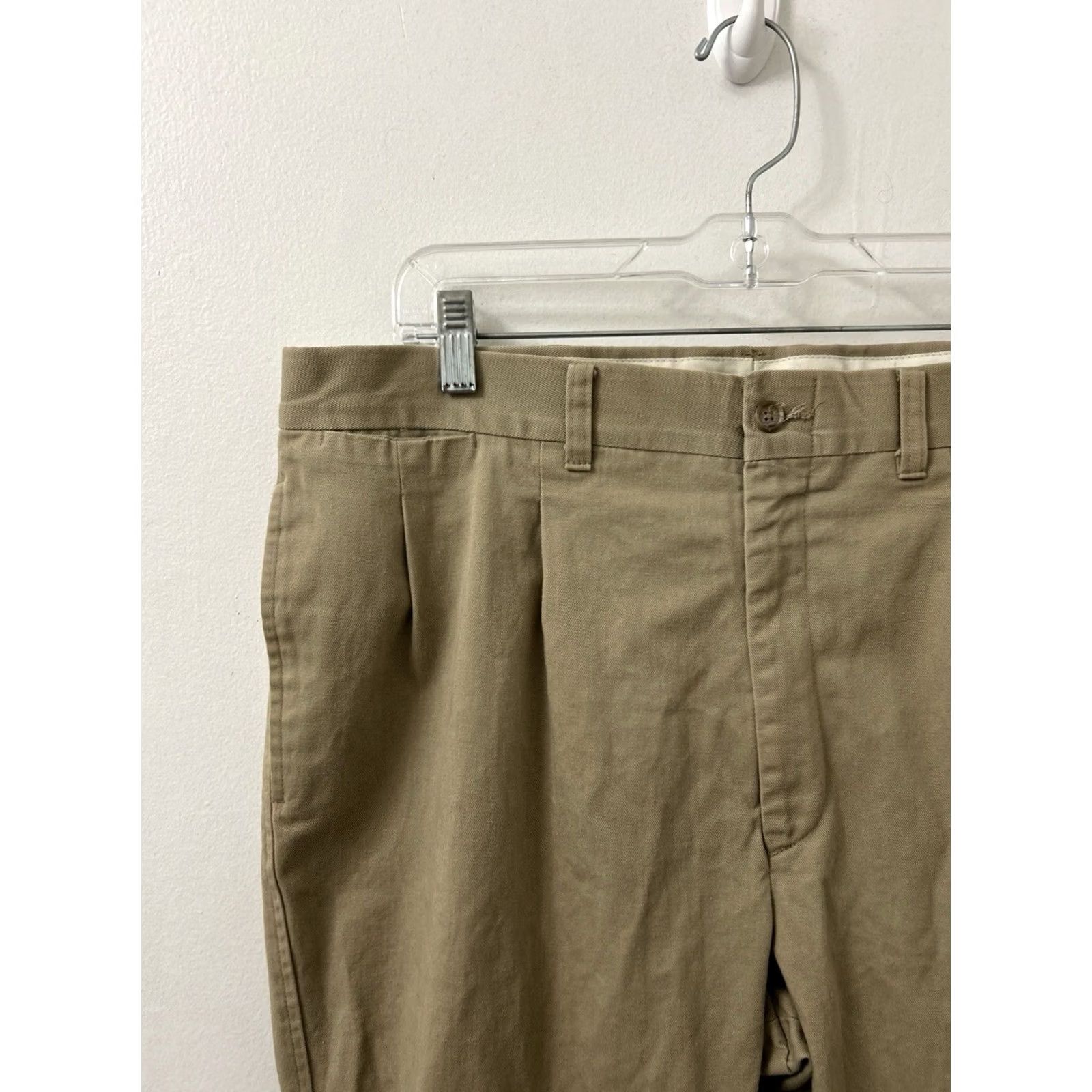 Vintage VINTAGE LL Bean Chino Pants Mens 36x31 Tan Beige Cotton Pleated Straight Leg Trousers Pants Mens Regular 36 White? Size US 36 / EU 52 - 4 Thumbnail
