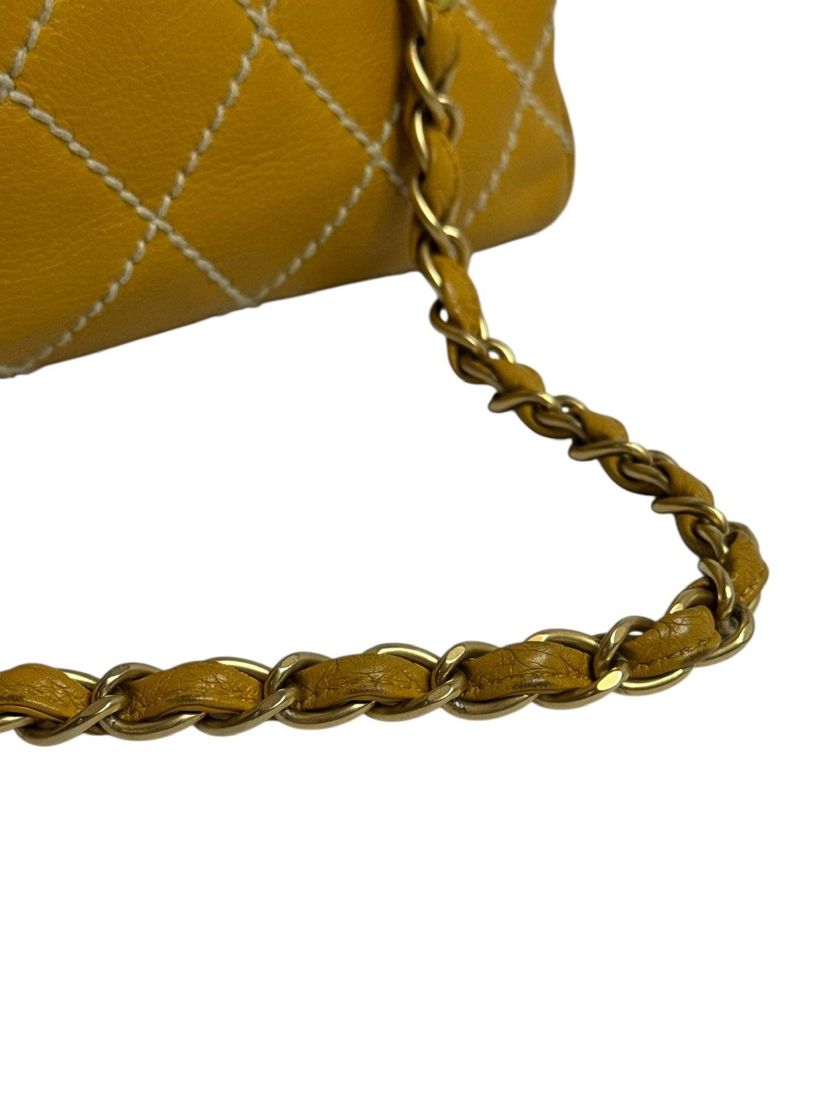 Chanel × Vintage Chanel Wild Stitch Yellow Chain Bag Circa 2003 Size ONE SIZE - 6 Thumbnail