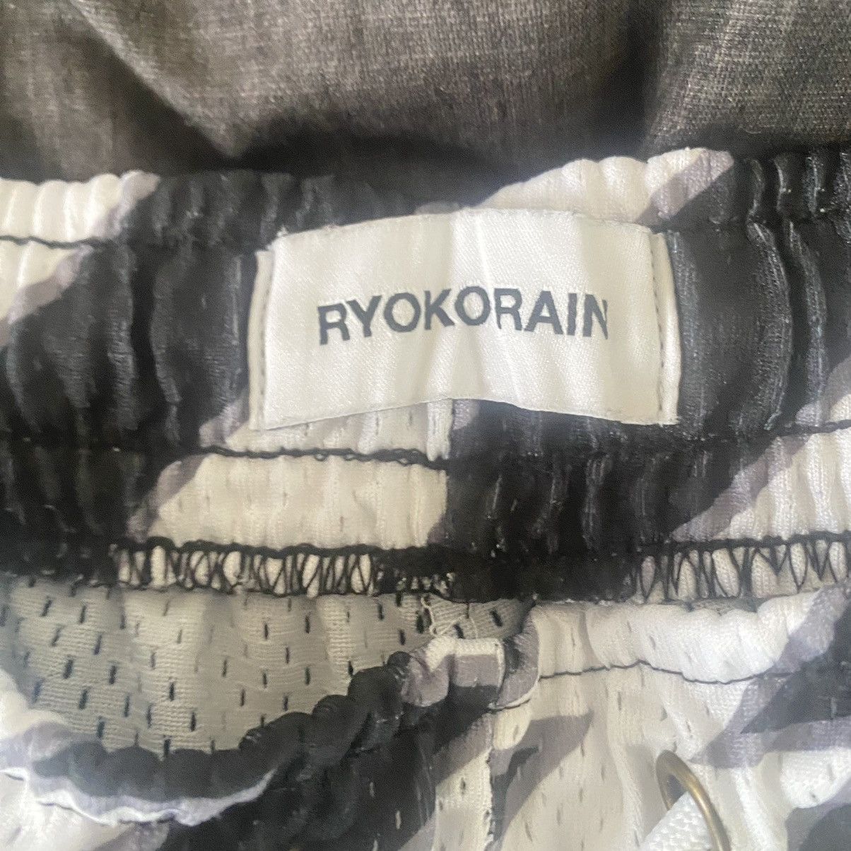 Other Ryoko Rain Bolts Black and White Size X-Large Size US 36 / EU 52 - 3 Thumbnail