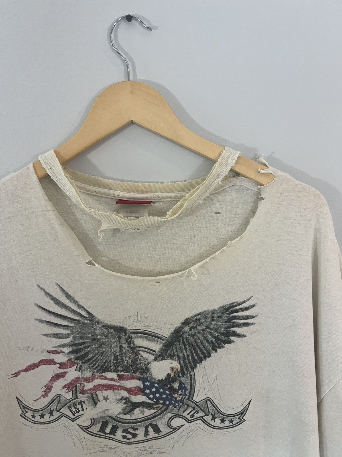 Vintage USA Thrashed Faded Eagle Graphic Tee Size US XL / EU 56 / 4 - 2 Thumbnail