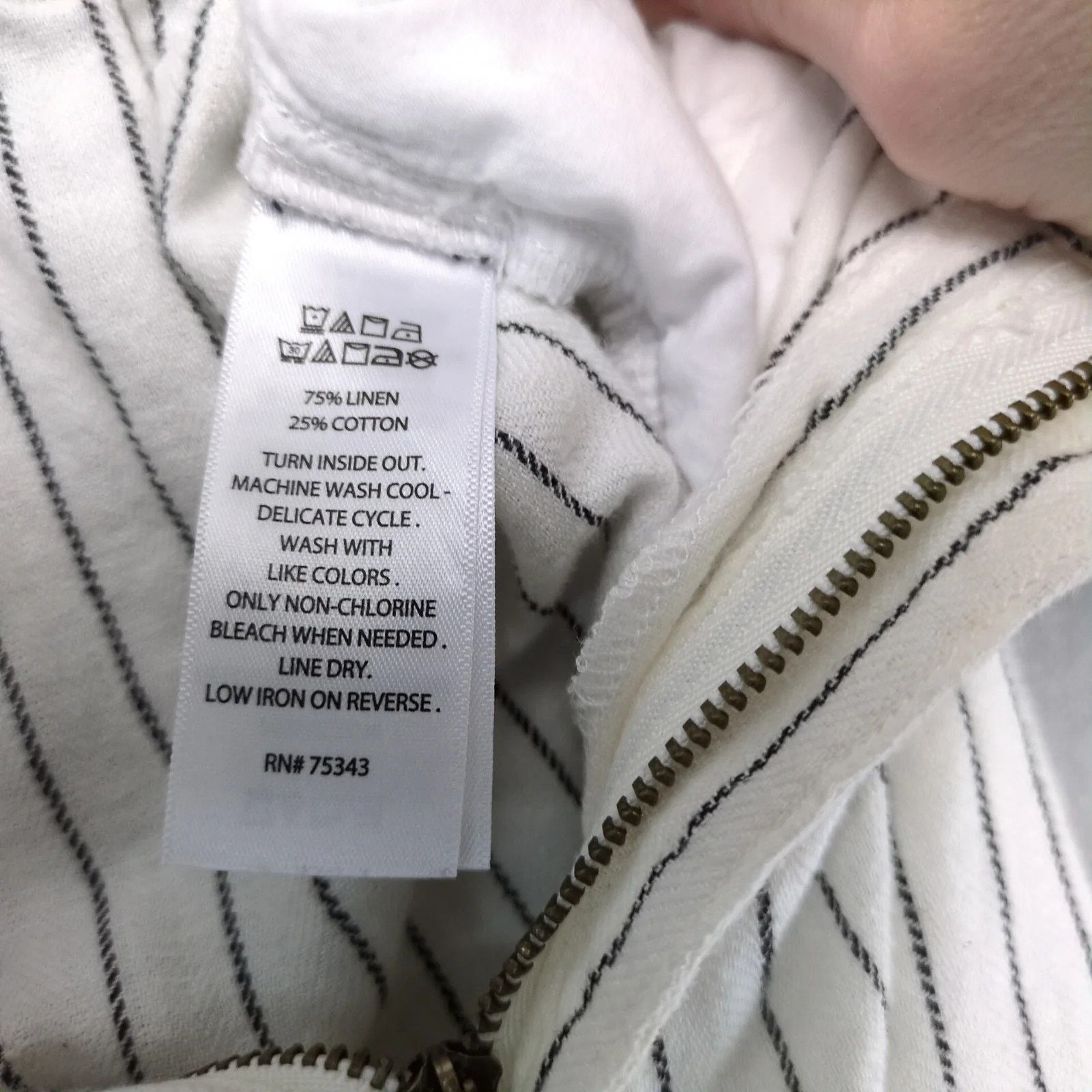 Rachel Zoe Rachel Zoe Striped Linen Cotton Cuffed Pants L 32x26" Crop Size 34" / US 12 / IT 48 - 8 Thumbnail