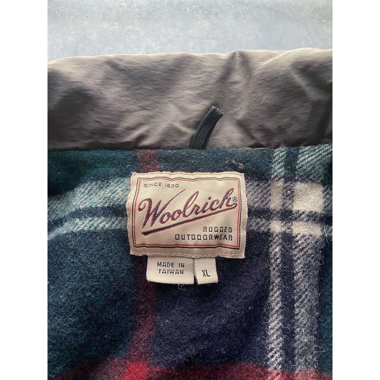 Carhartt × Vintage × Woolrich Woolen Mills Vintage 90s Boxy Woolrich Plaid Lined Winter Jacket Size US XL / EU 56 / 4 - 4 Thumbnail